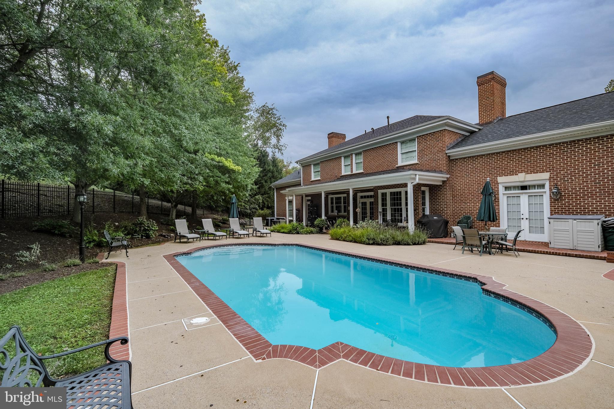 LOCUST DALE - Residential