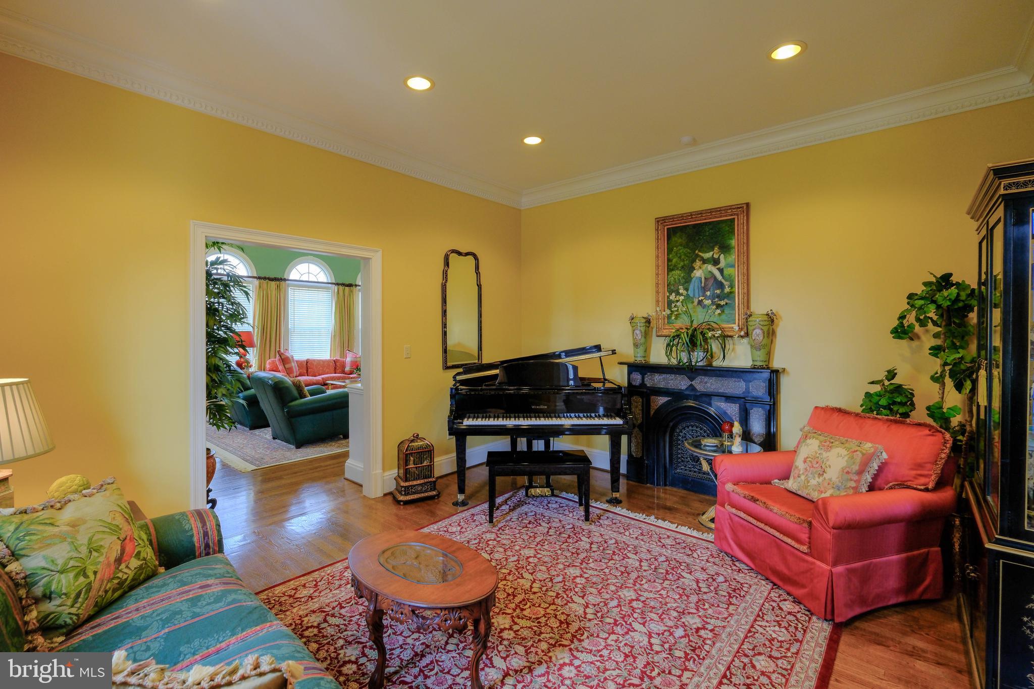 LOCUST DALE - Residential