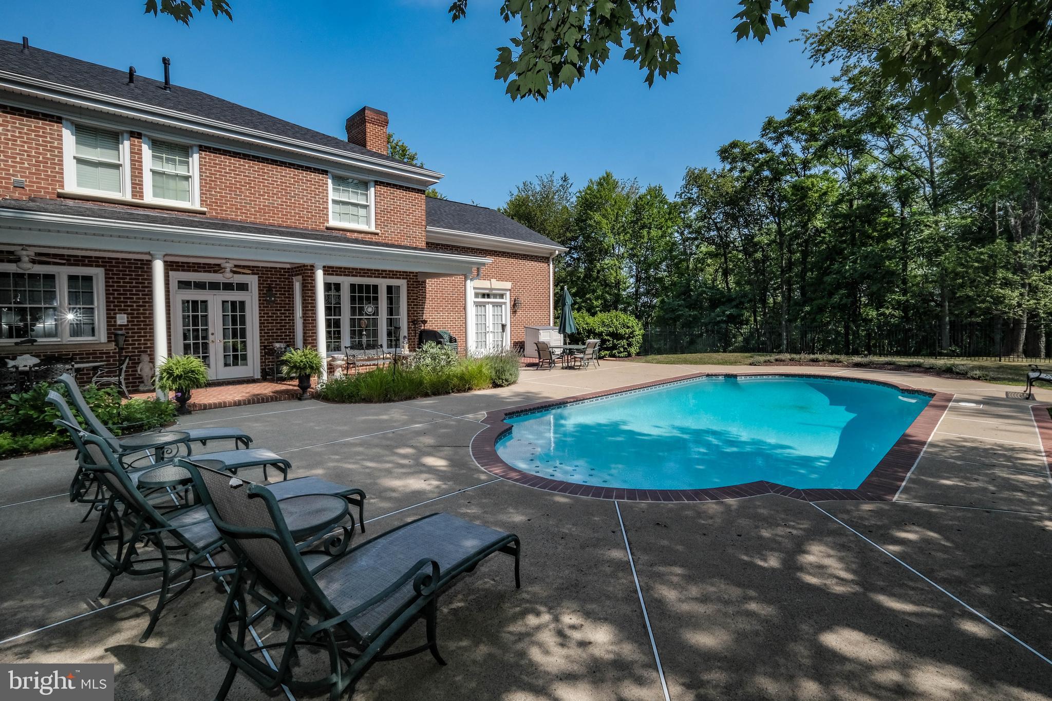 LOCUST DALE - Residential