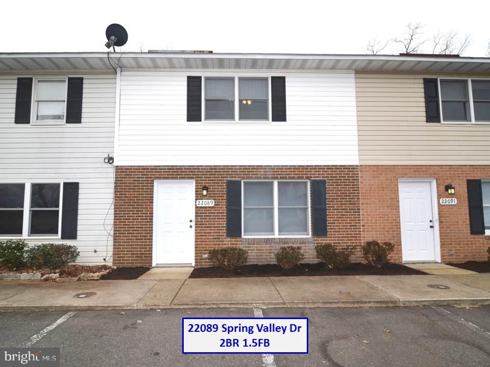 DAKOTA MANOR - Commercial Sale