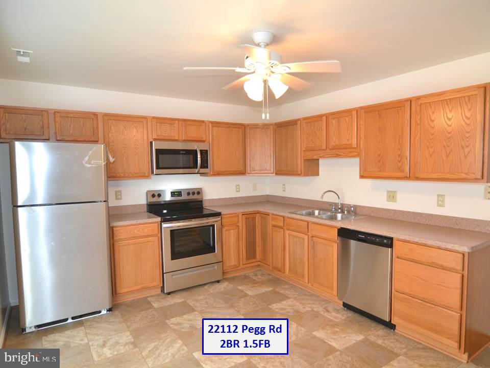 DAKOTA MANOR - Commercial Sale