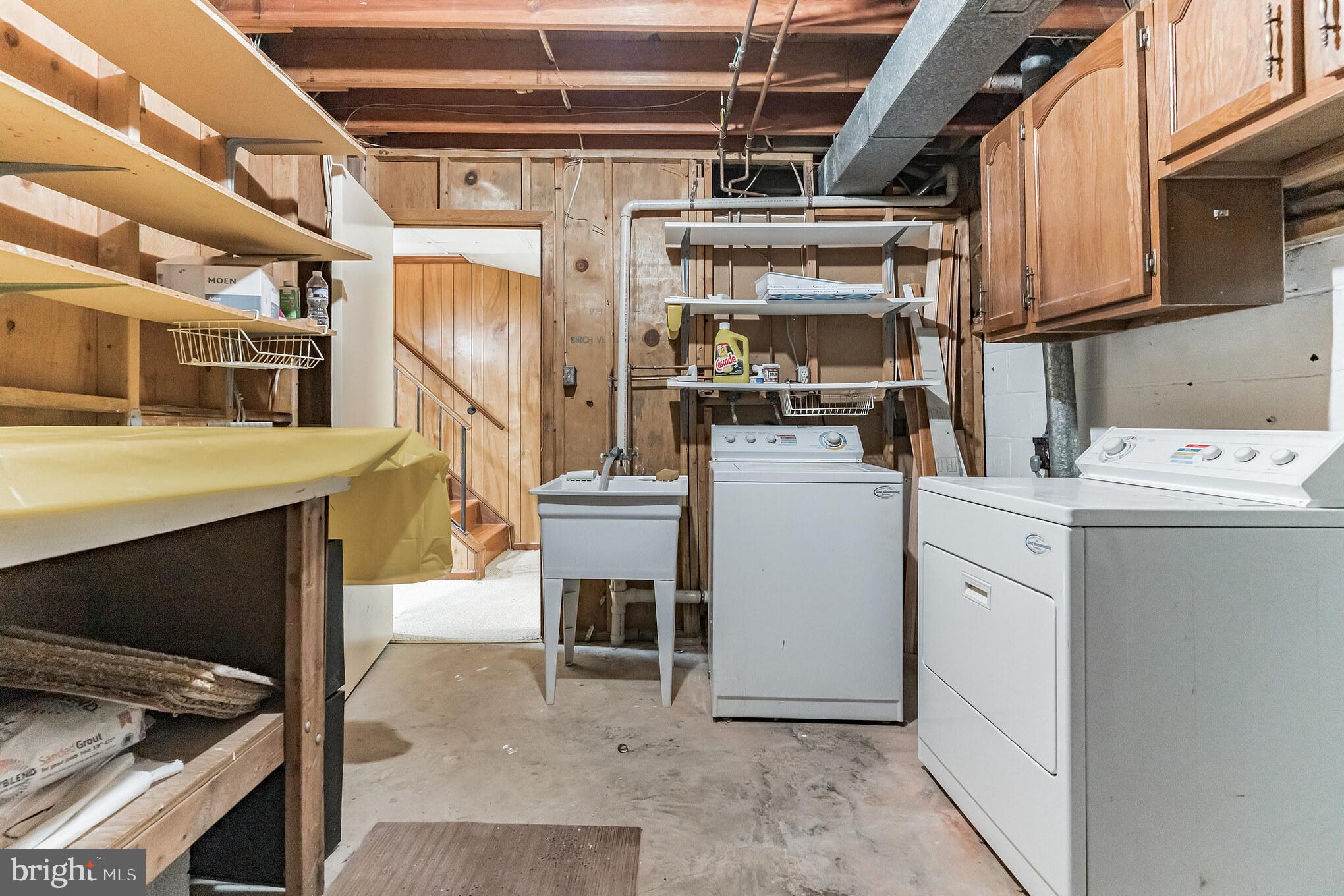 LAFAYETTE PARK WEST - Residential Lease