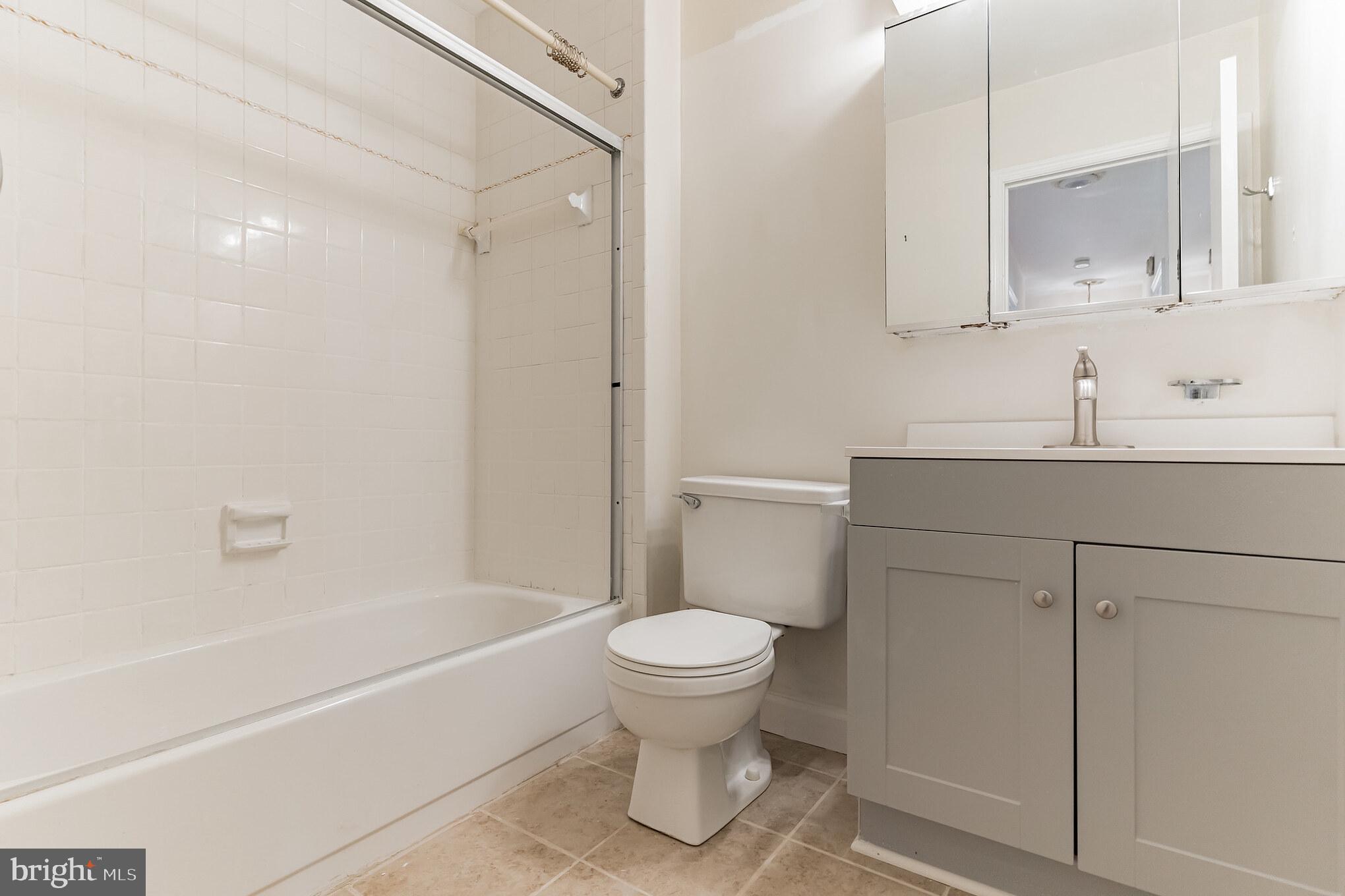 LAFAYETTE PARK WEST - Residential Lease