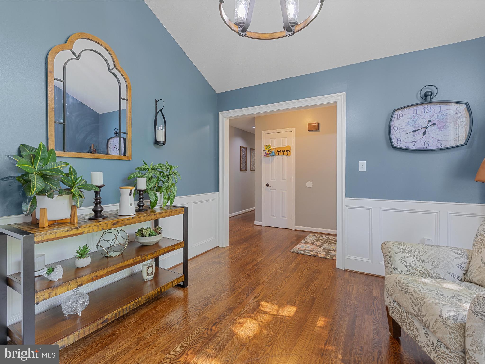 PIONEER HEIGHTS - Residential