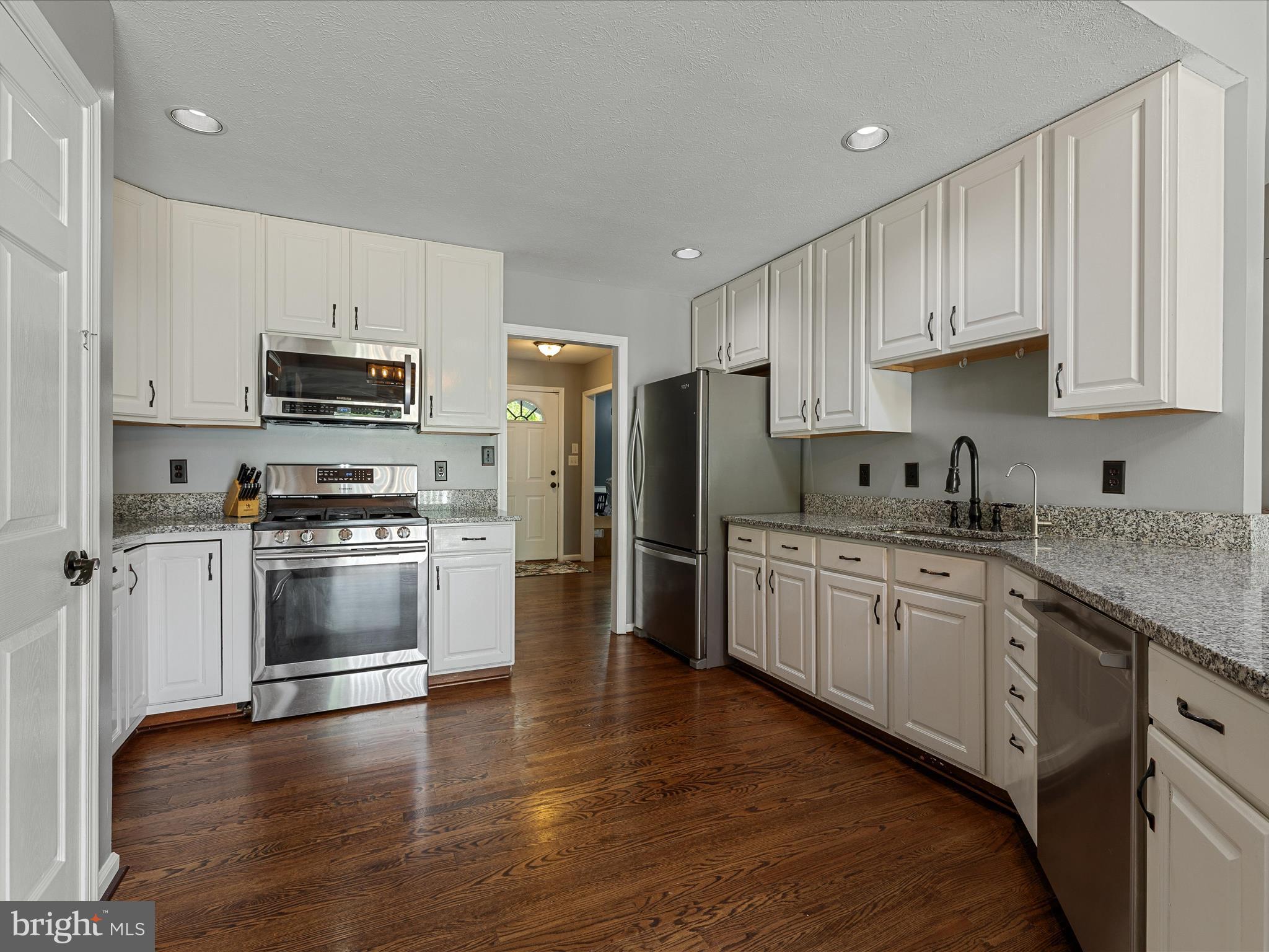 PIONEER HEIGHTS - Residential