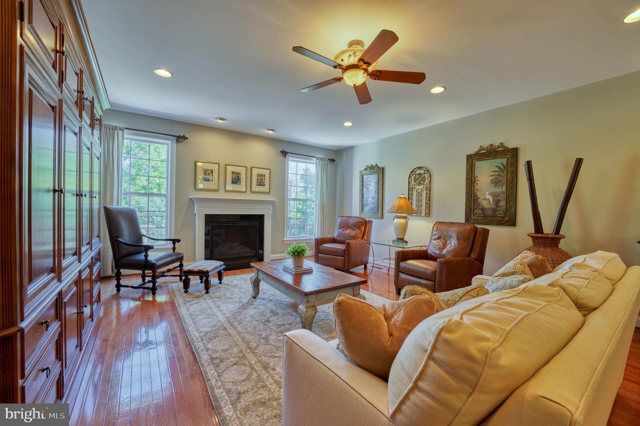 BROADLANDS SOUTH - Residential