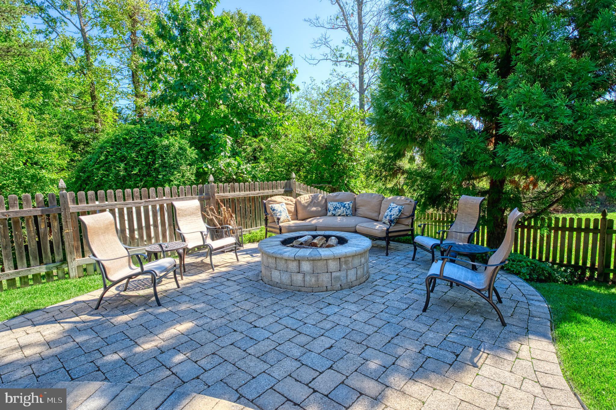 BROADLANDS SOUTH - Residential