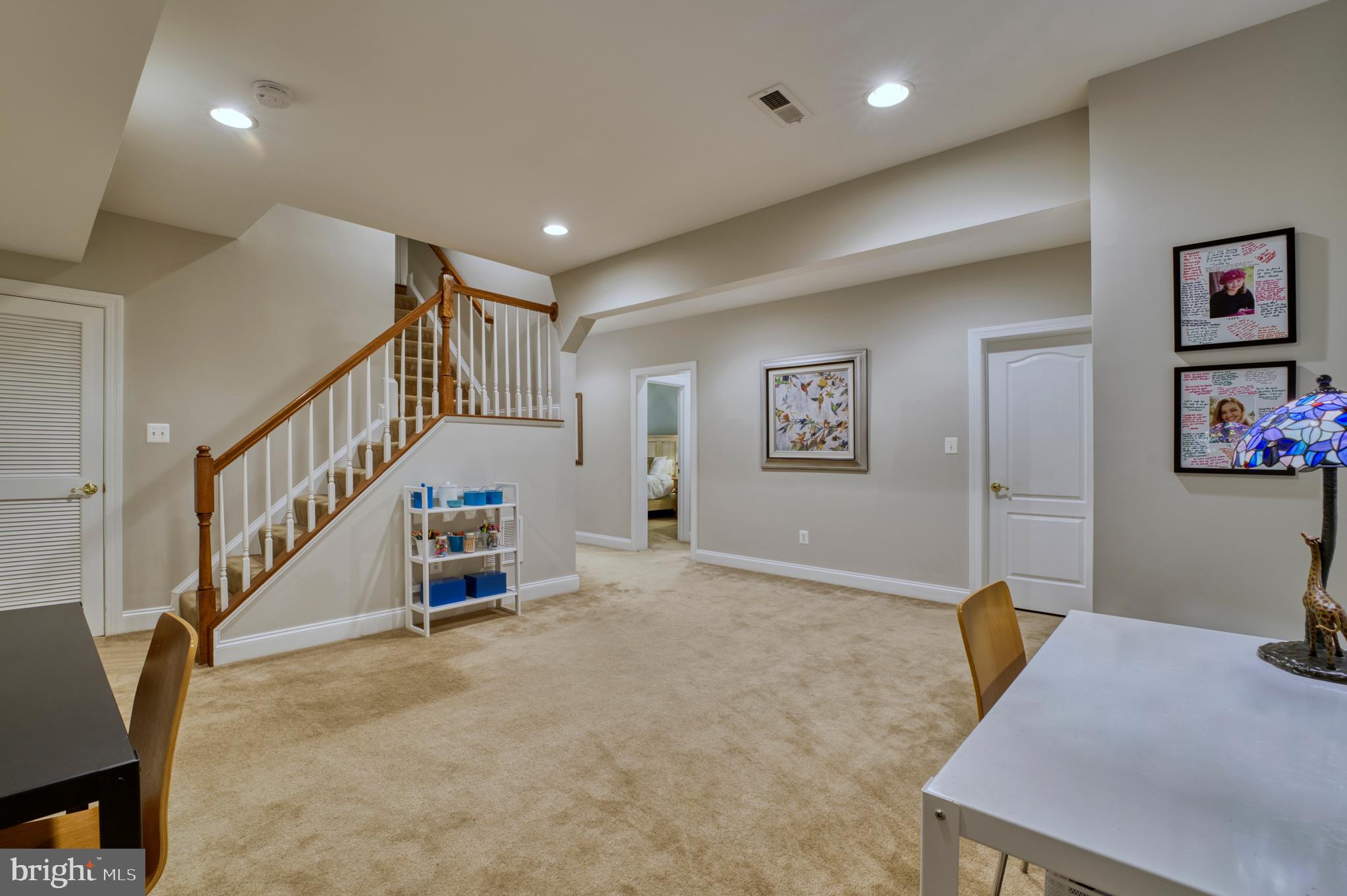 BROADLANDS SOUTH - Residential