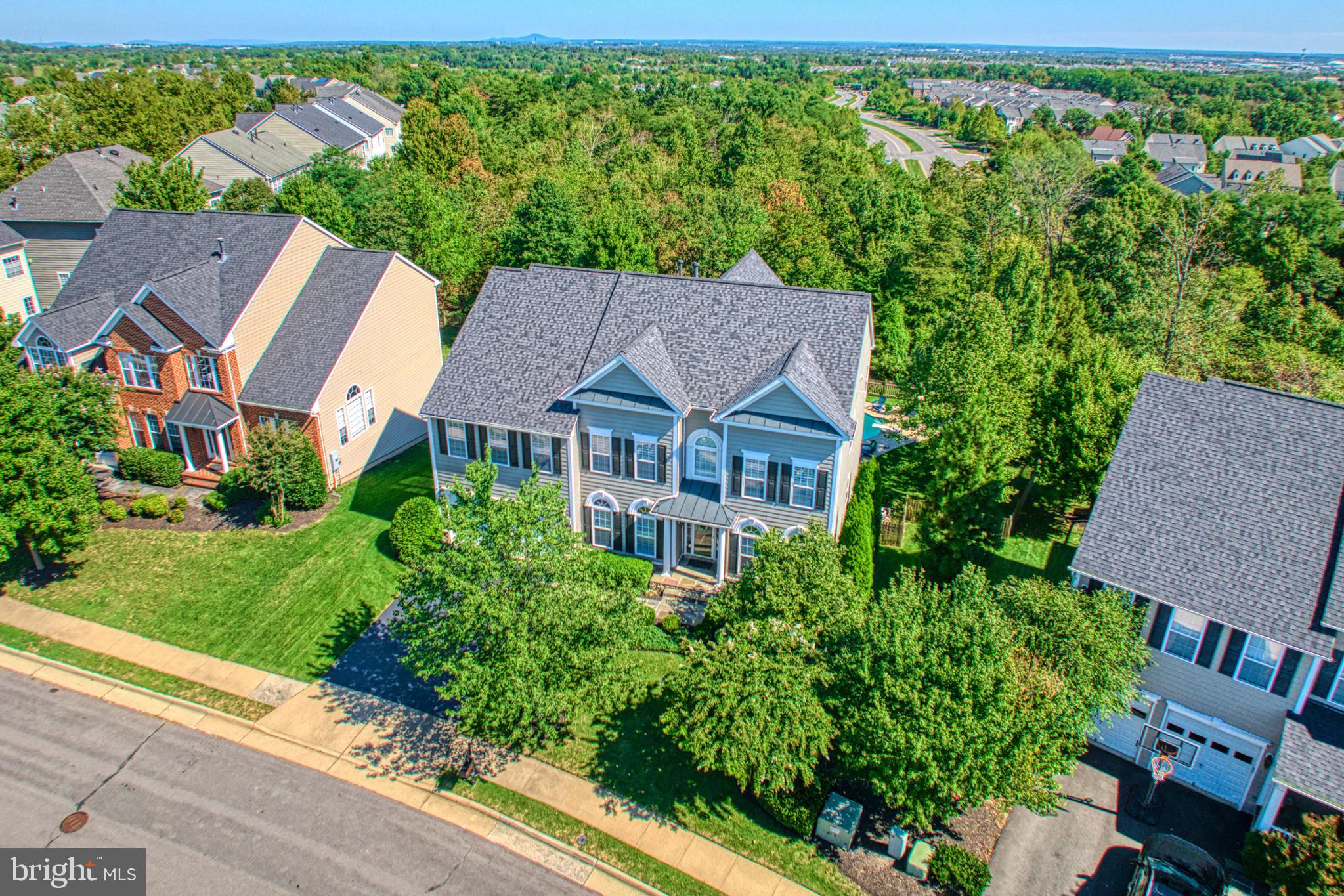 BROADLANDS SOUTH - Residential