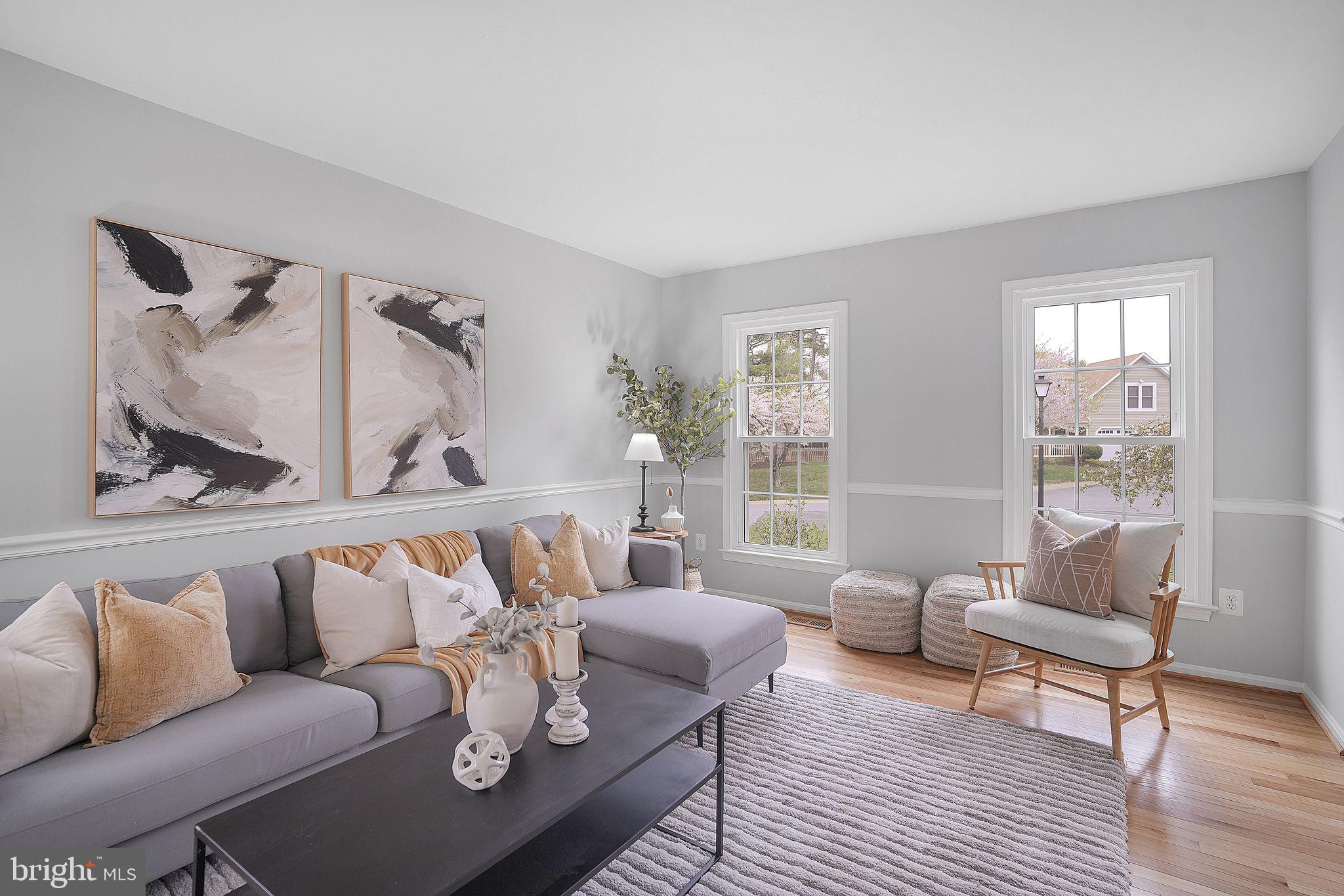 HUNTING HILLS WOODS - Residential