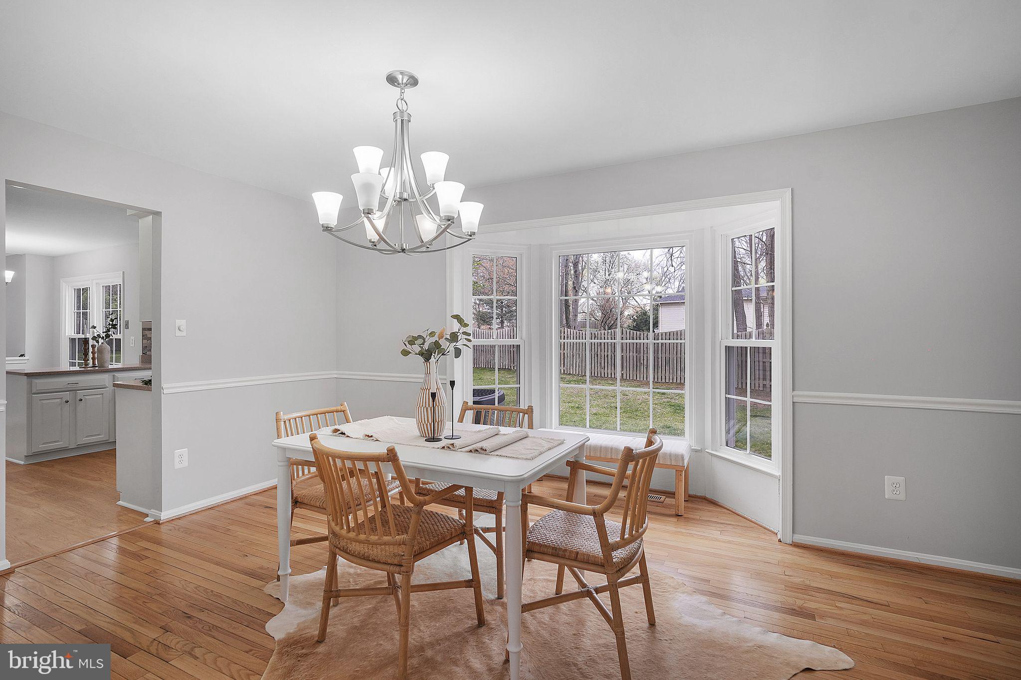 HUNTING HILLS WOODS - Residential