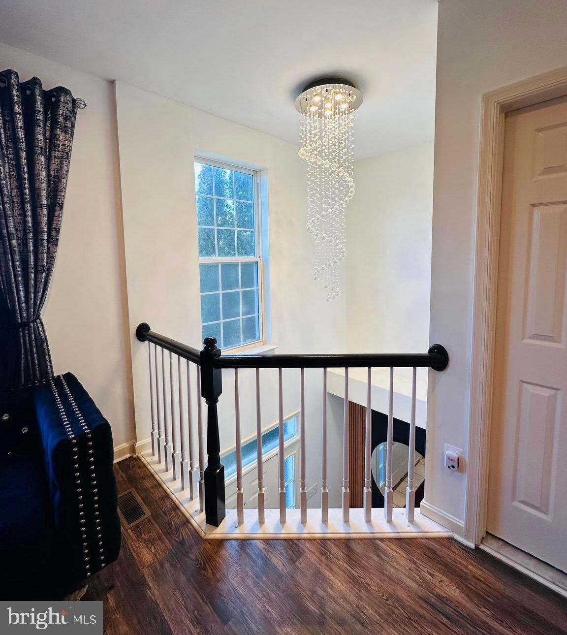 SOUTH RIDING - Residential Lease