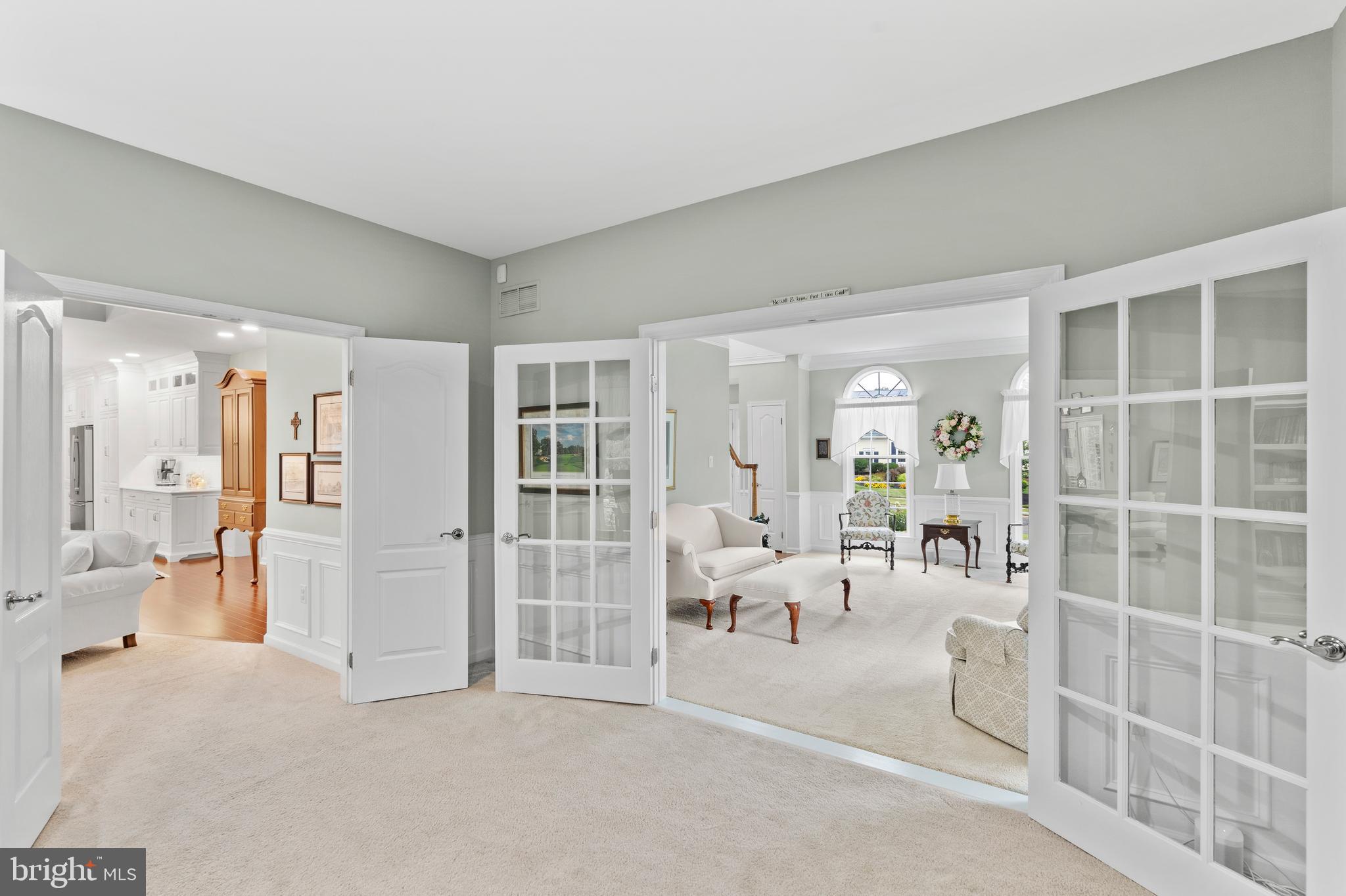 MILL RUN - Residential