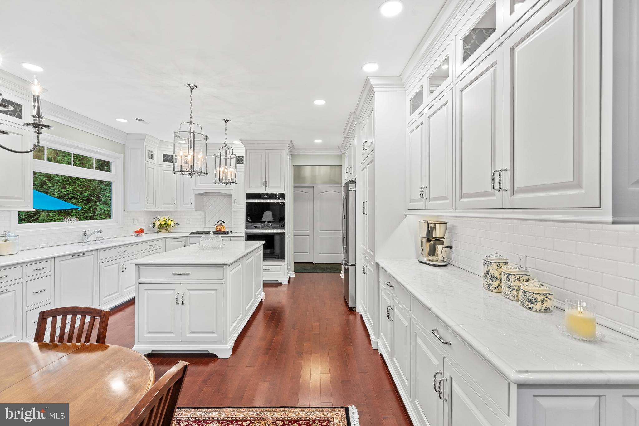 MILL RUN - Residential