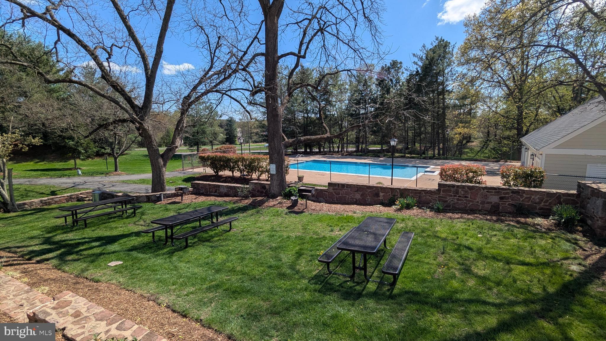 PONDS AT CENTREVILLE - Residential