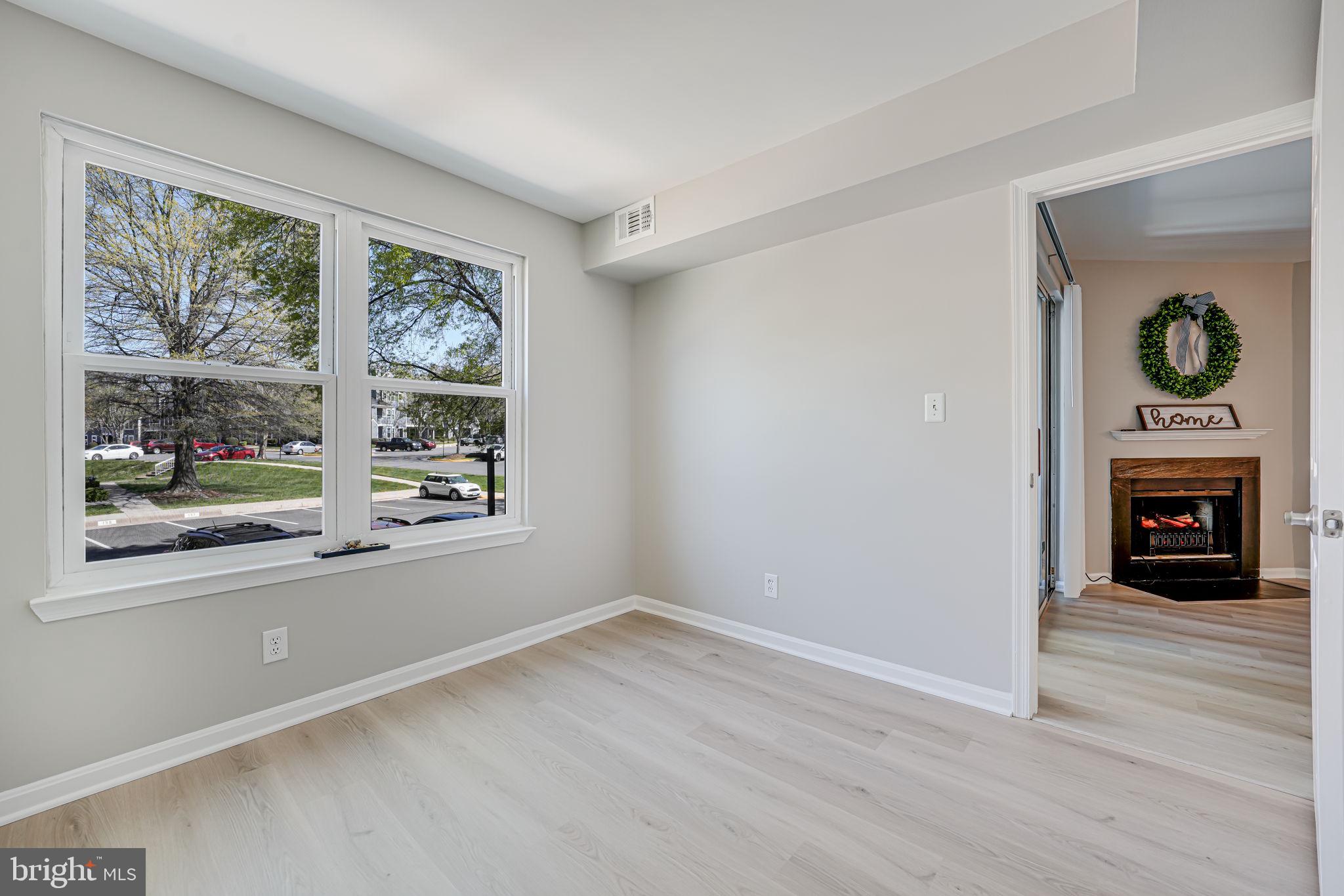 PONDS AT CENTREVILLE - Residential