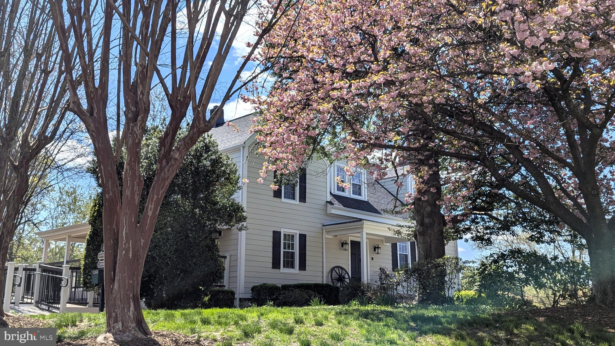 PONDS AT CENTREVILLE - Residential