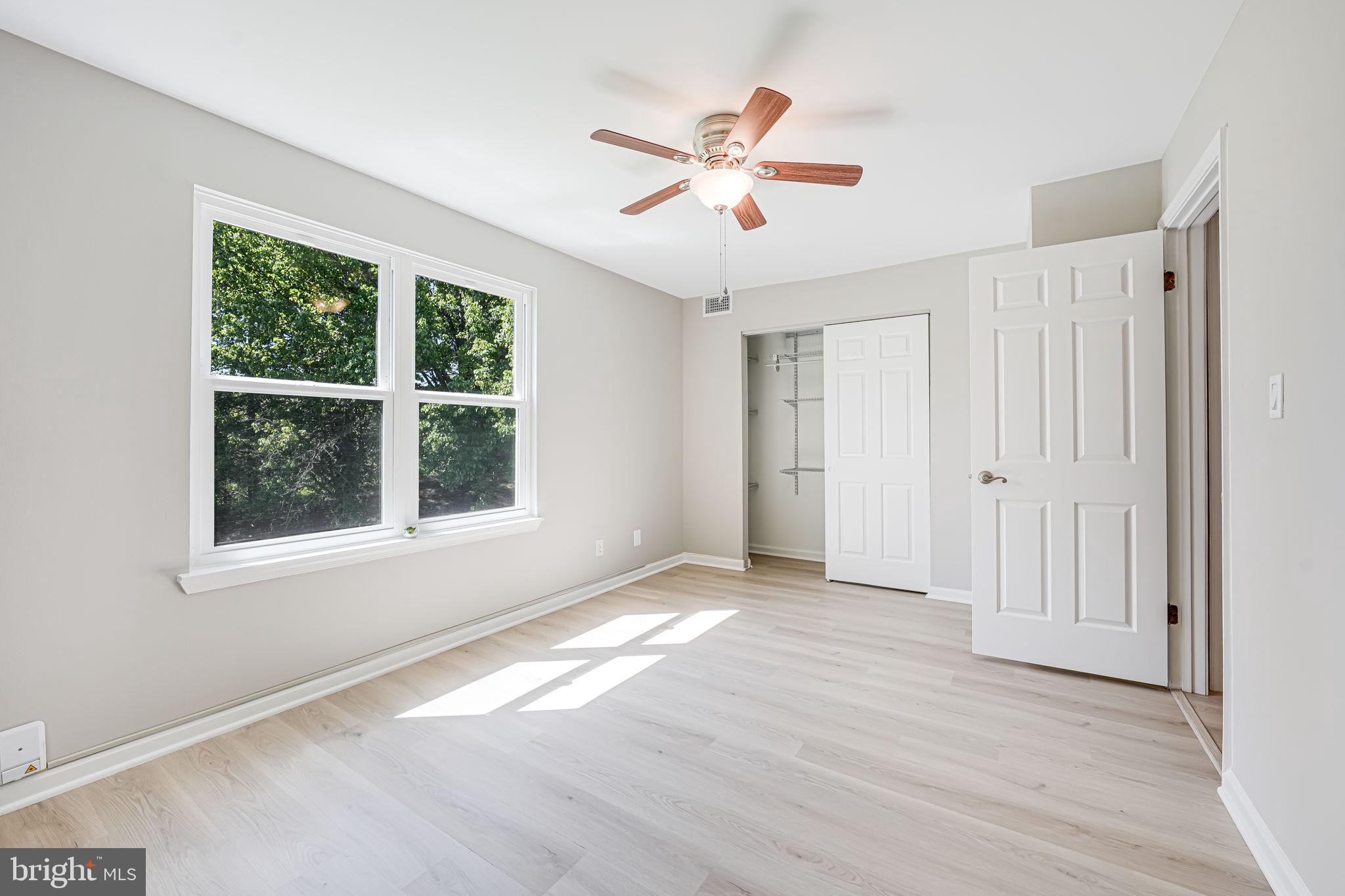 PONDS AT CENTREVILLE - Residential