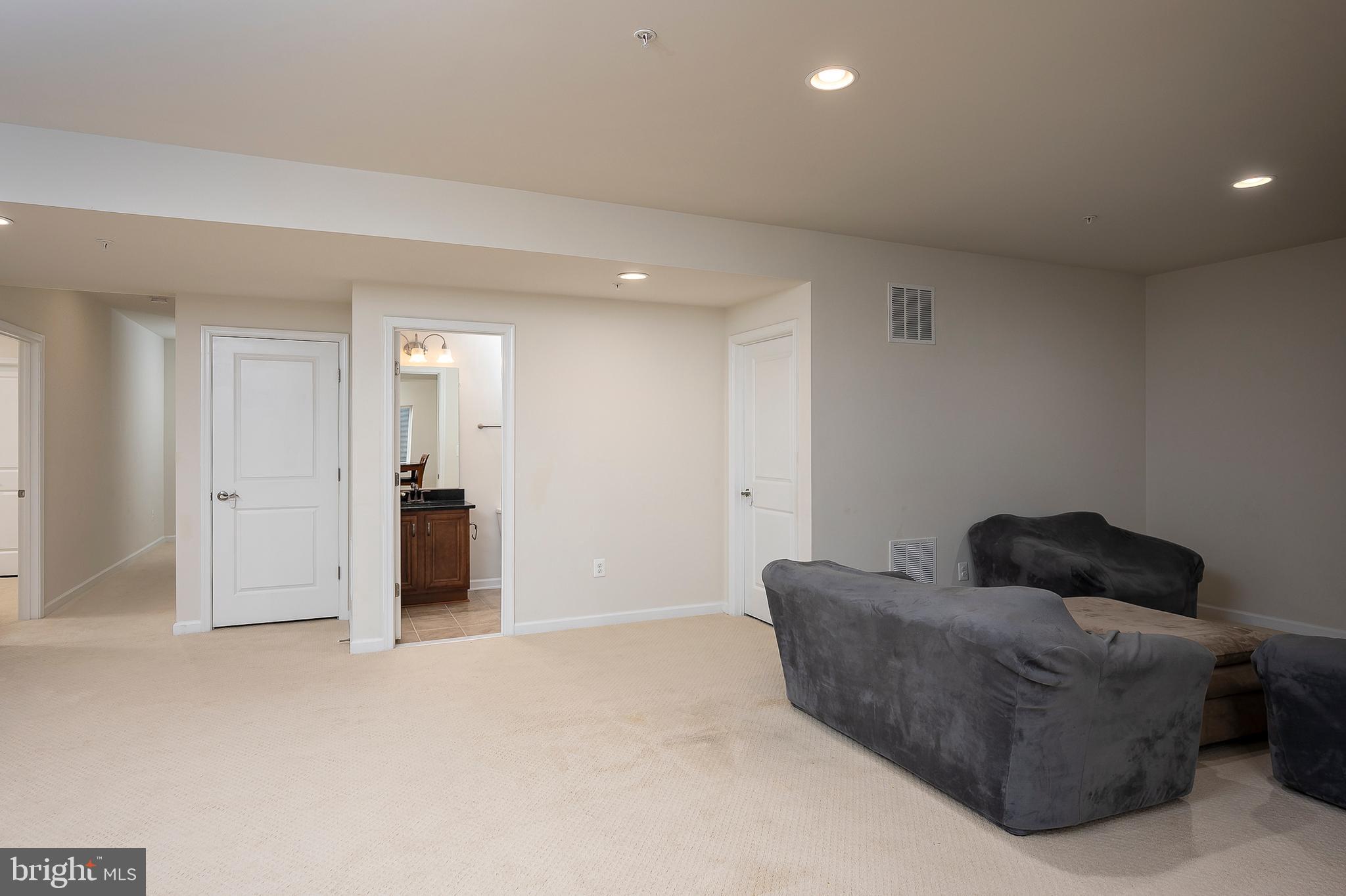 SHIPLEY HOMESTEAD - Residential Lease