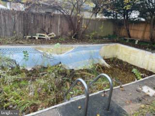 GLEN BURNIE - Residential