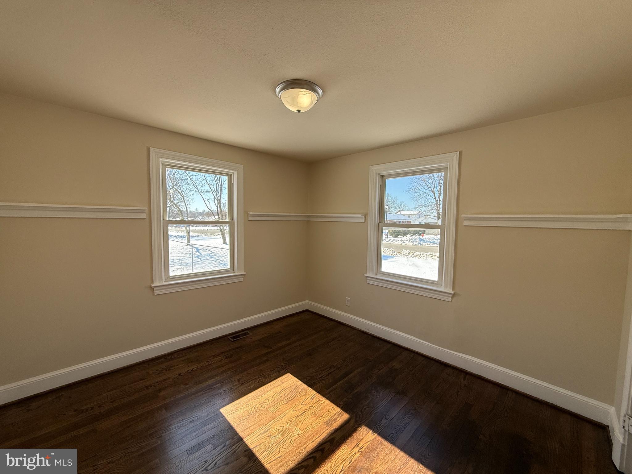 PLANK ROAD - Residential Lease