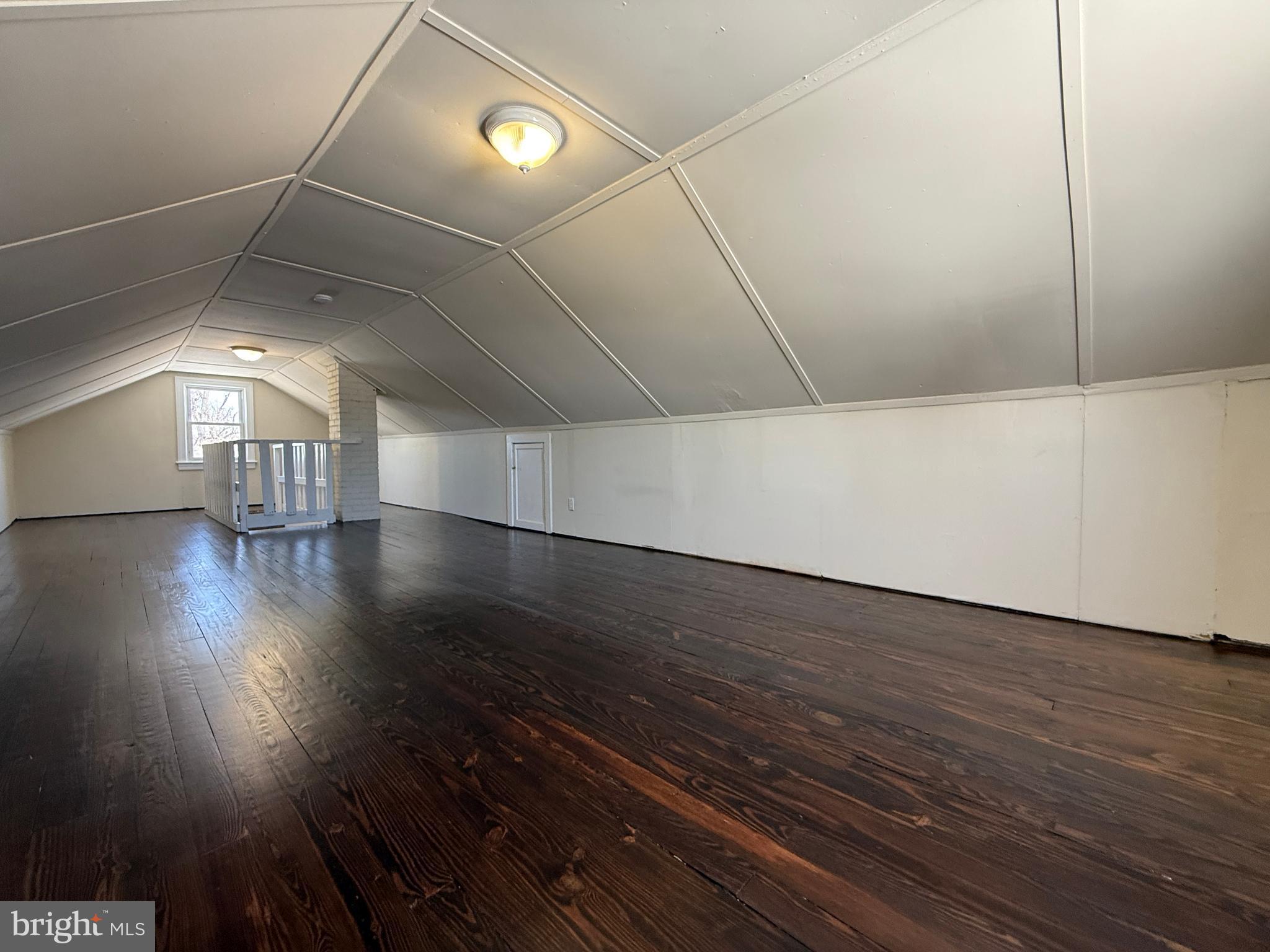 PLANK ROAD - Residential Lease