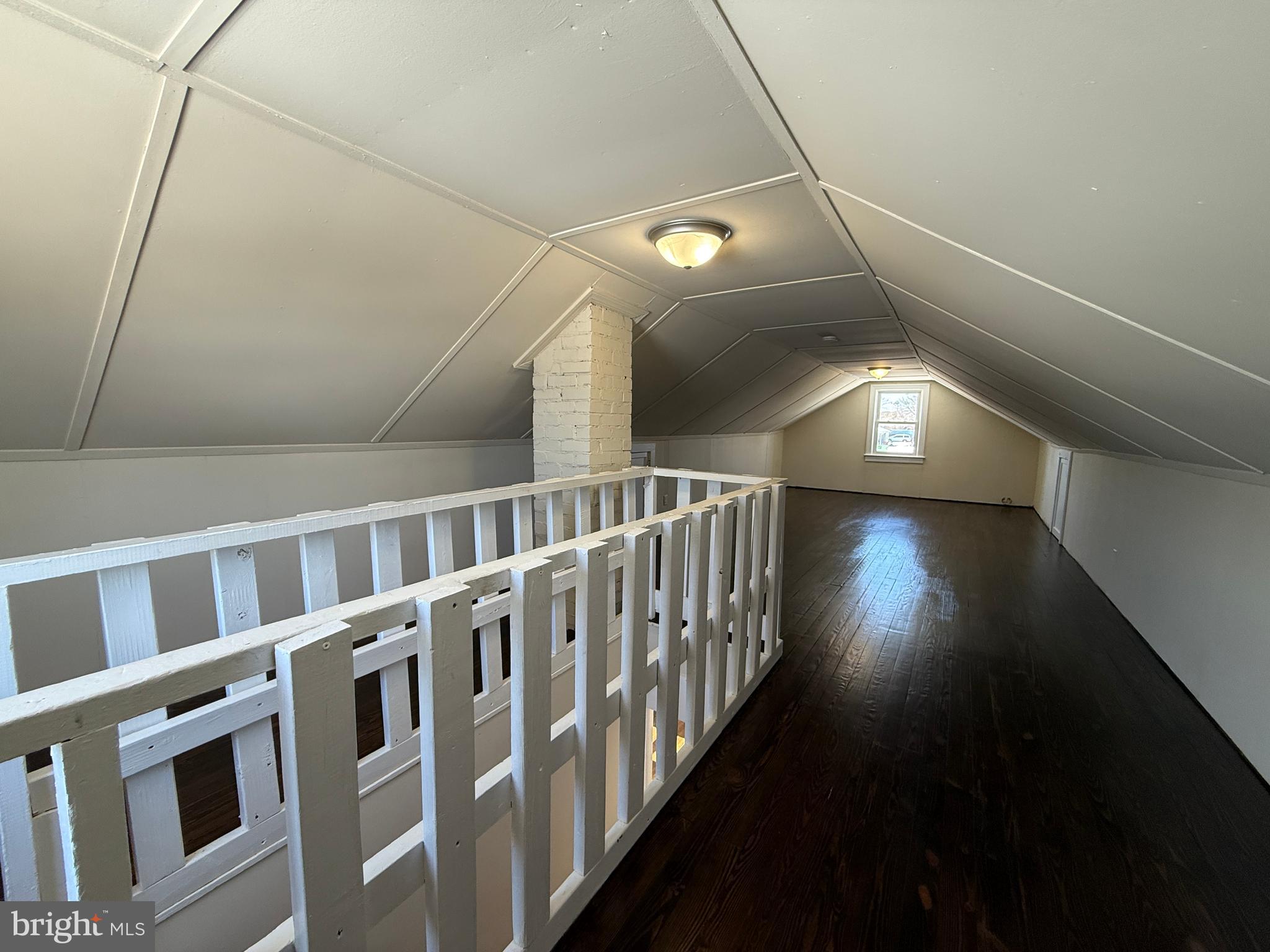 PLANK ROAD - Residential Lease