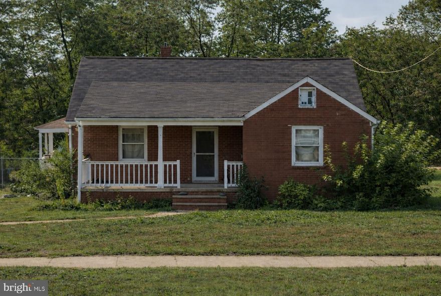 This single-family home offers three bedrooms and one full bathroom with a practical layout. The interior has been completely renovated and features brand new flooring throughout, along with new kitchen cabinets, countertops, and appliances. The main level includes a spacious living area that connects easily to the rest of the home, providing a functional space for everyday living. Central air conditioning provides year-round comfort.

The home also includes a full unfinished basement offering ample storage space and flexible use options, as well as a separate laundry area with washer and dryer hookups. A glass-enclosed porch provides additional usable space throughout the seasons. Outside, the large, level, fenced backyard offers room for outdoor activities and everyday use.
-------------------------------------------------------------------------------------------------------------------------------
CREDIT: Good Credit Required
PETS: Yes, case-by-case.
PET FEE: $450/pet non-refundable fee
VOUCHERS: Housing Choice Vouchers accepted
UTILITIES: Tenant Pays All
APPLICATION FEE: $65 per applicant
SECURITY DEPOSIT:  Minimum One month's rent (Please note that in certain cases, a double deposit may be required)
RESIDENT BENEFIT PACKAGE: $25/month
LEASING FEE:  $125 One time due with Move-in Funds.