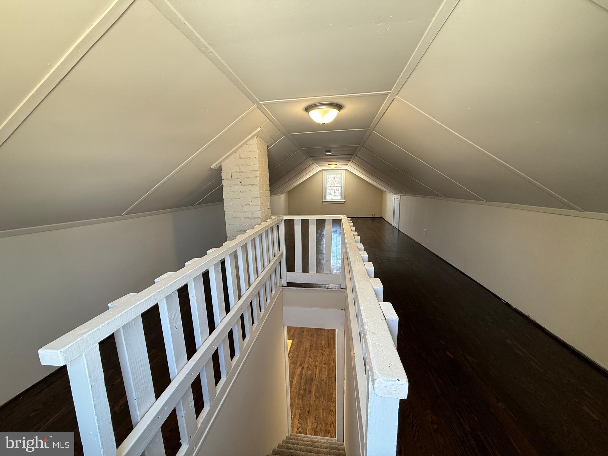 PLANK ROAD - Residential Lease