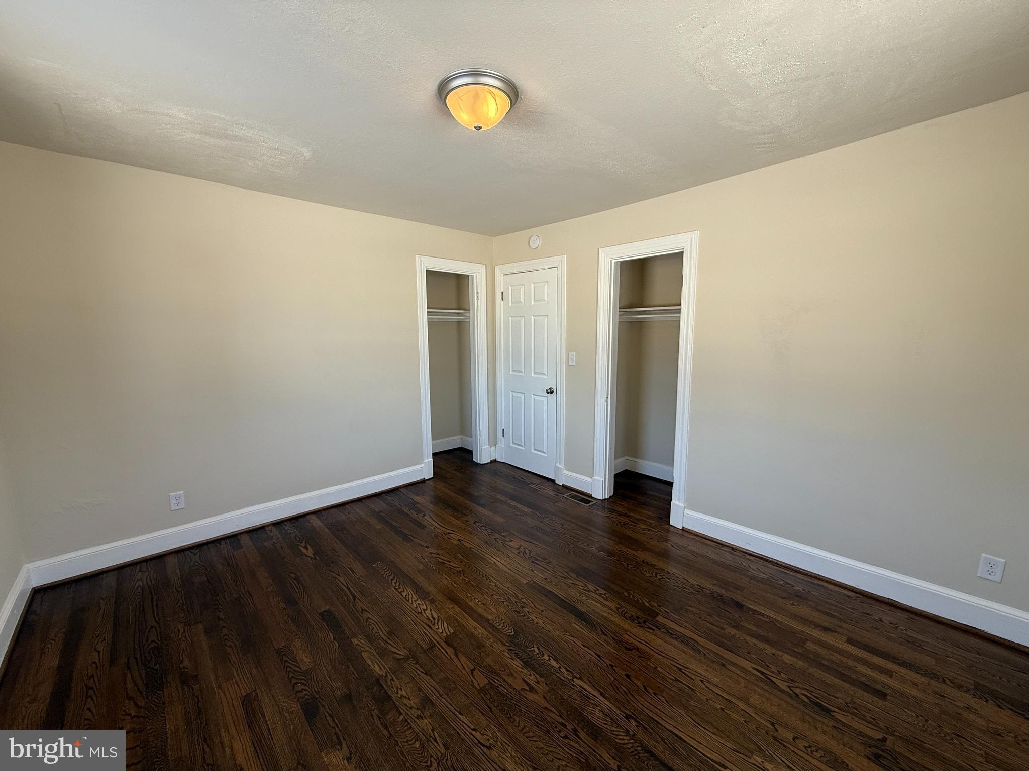 PLANK ROAD - Residential Lease