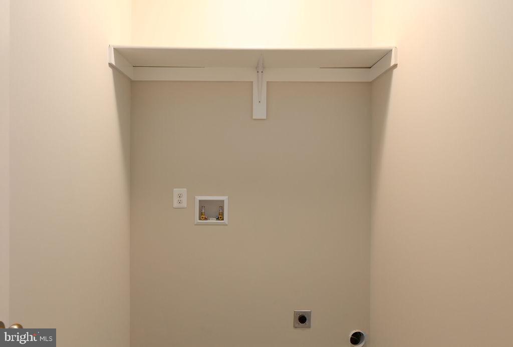 LAKE HOLIDAY ESTATES - Residential