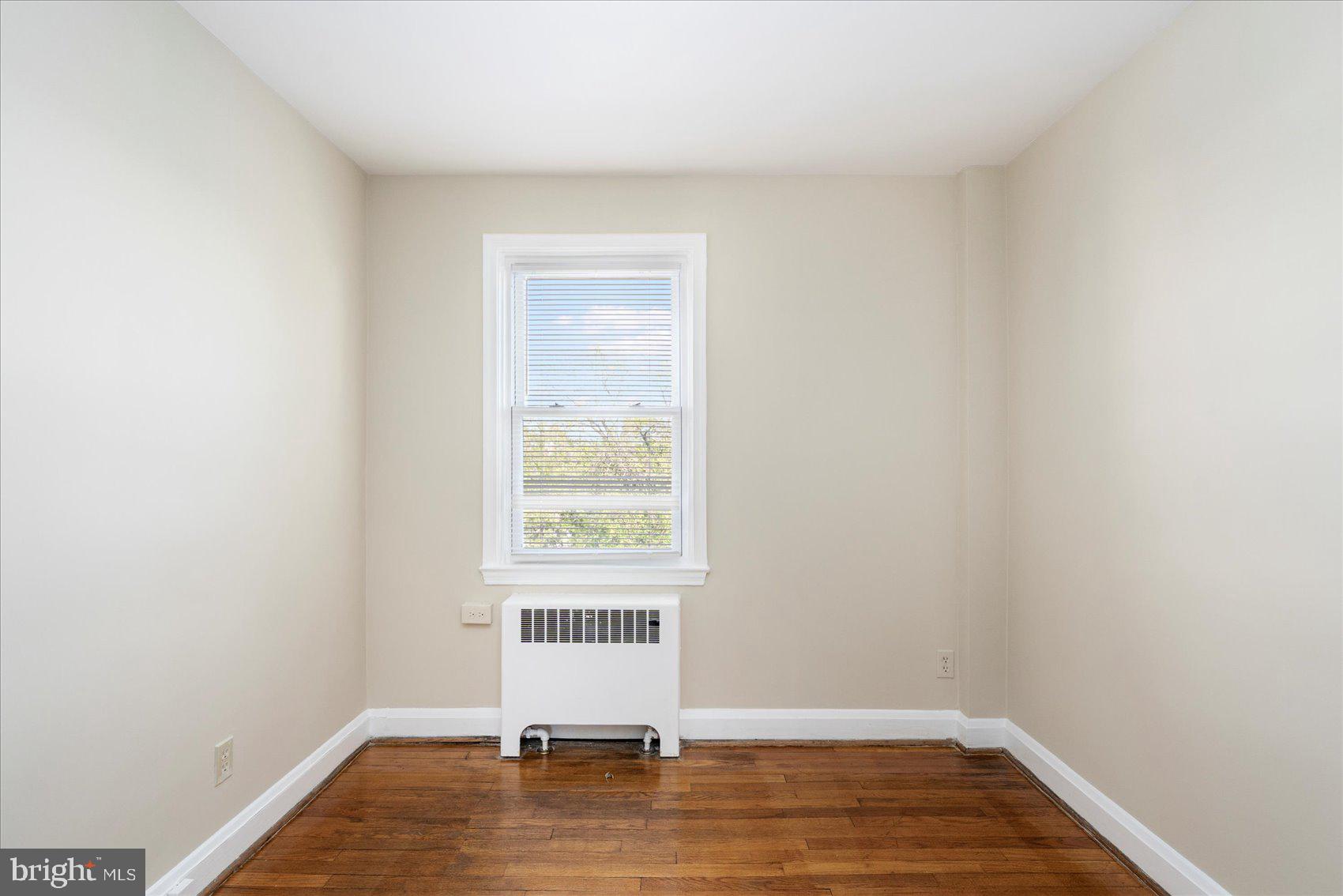 EDNOR GARDENS - LAKESIDE - Residential