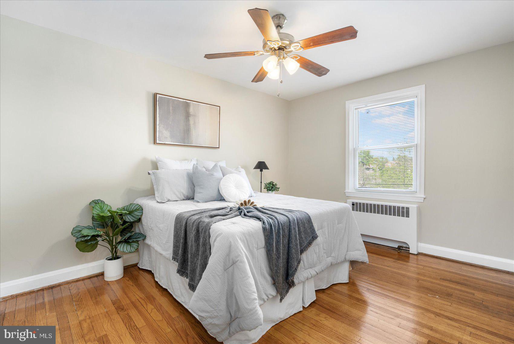 EDNOR GARDENS - LAKESIDE - Residential