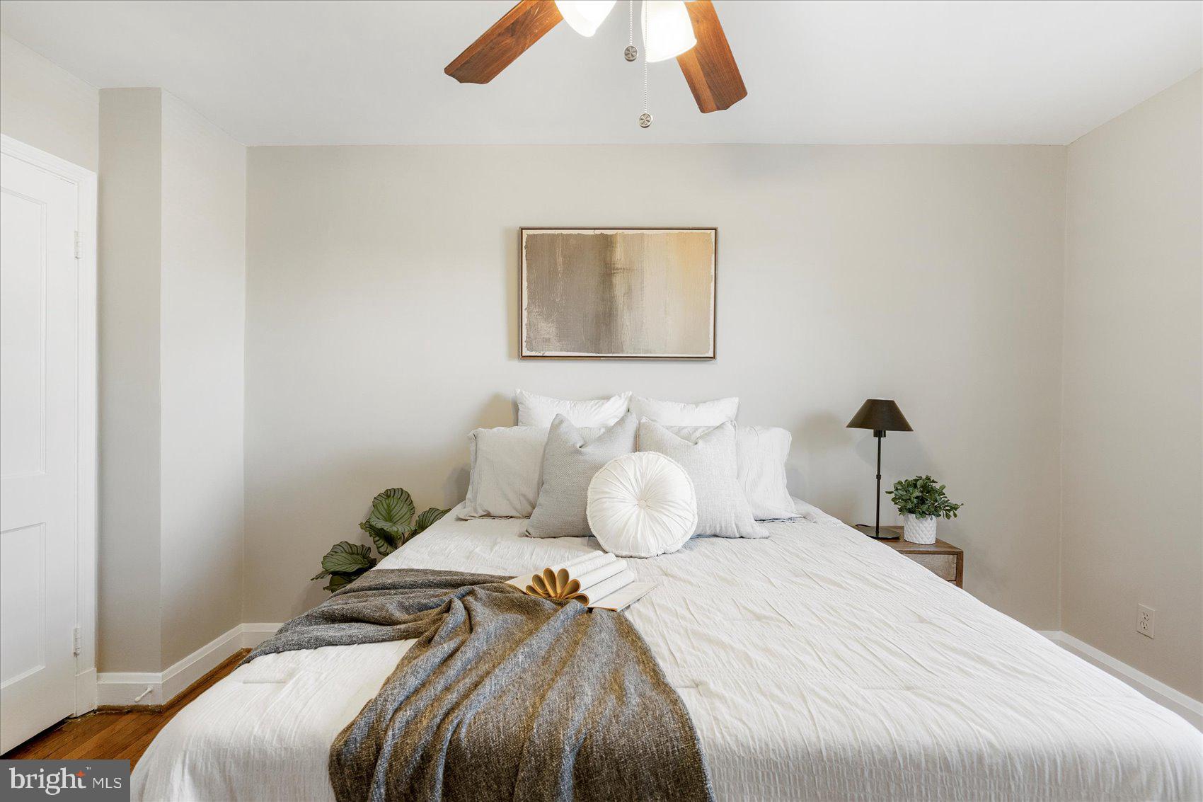 EDNOR GARDENS - LAKESIDE - Residential