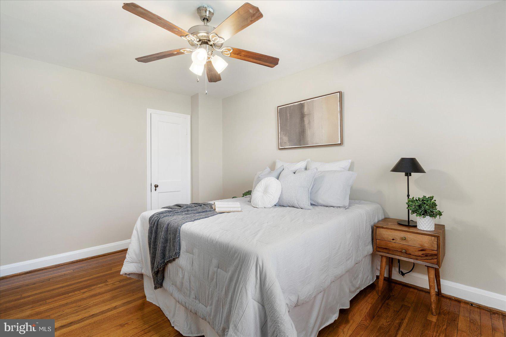 EDNOR GARDENS - LAKESIDE - Residential