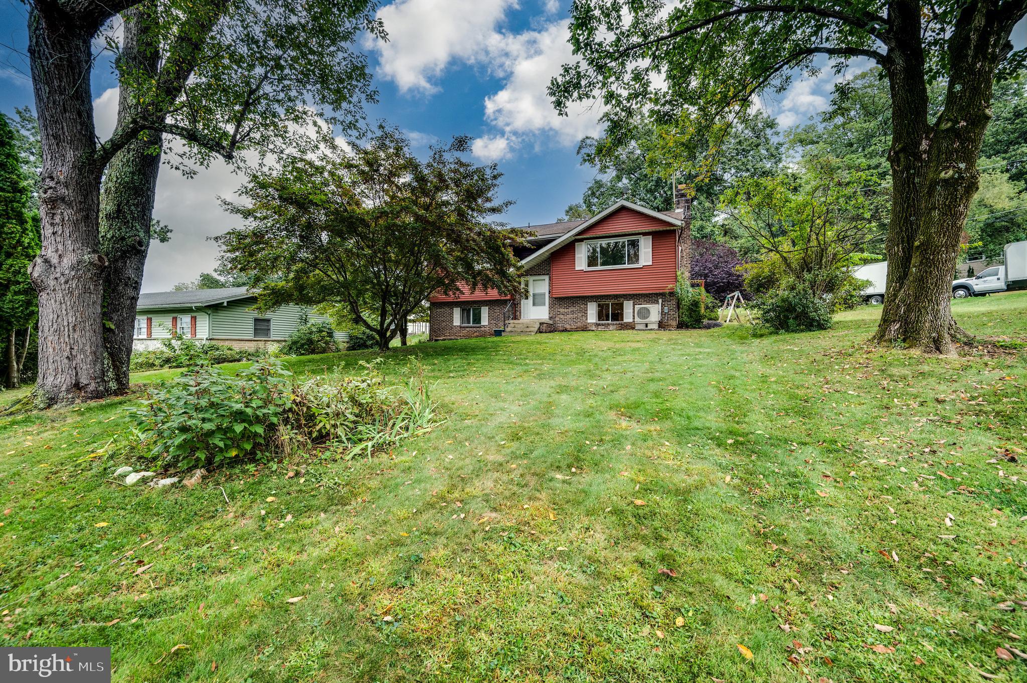 1029 CRESTVIEW AVENUE