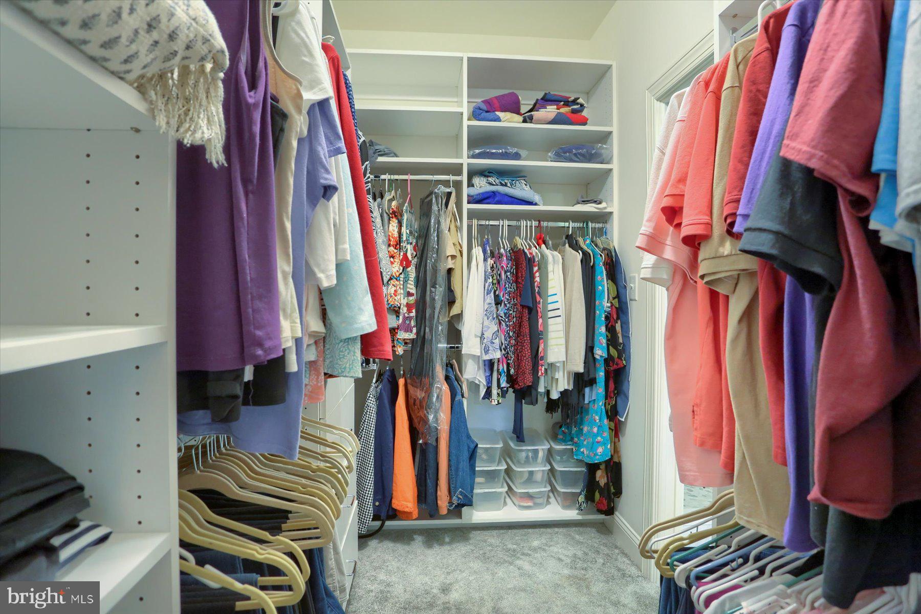 WITNEY RIDGE - Residential