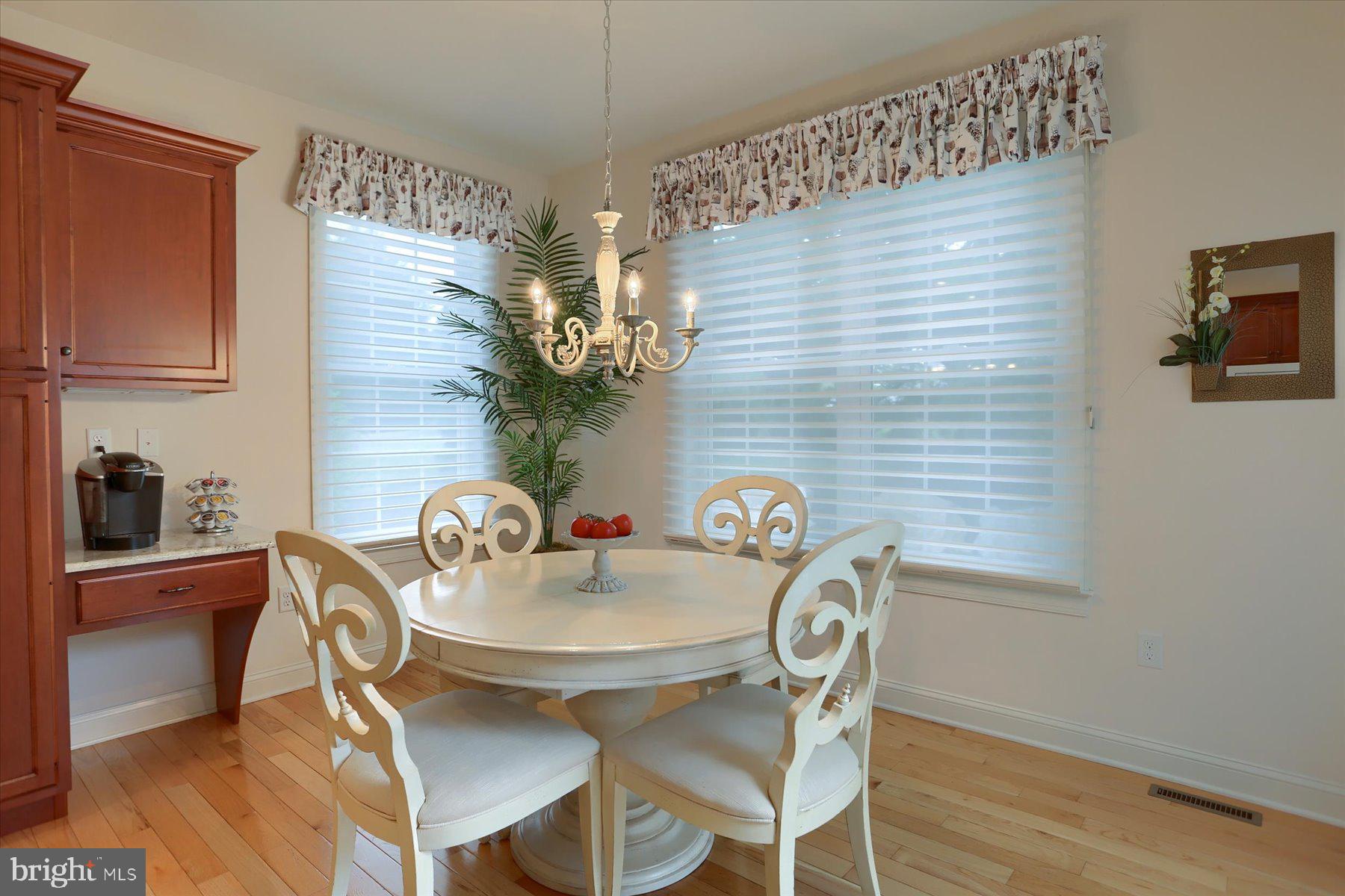 WITNEY RIDGE - Residential