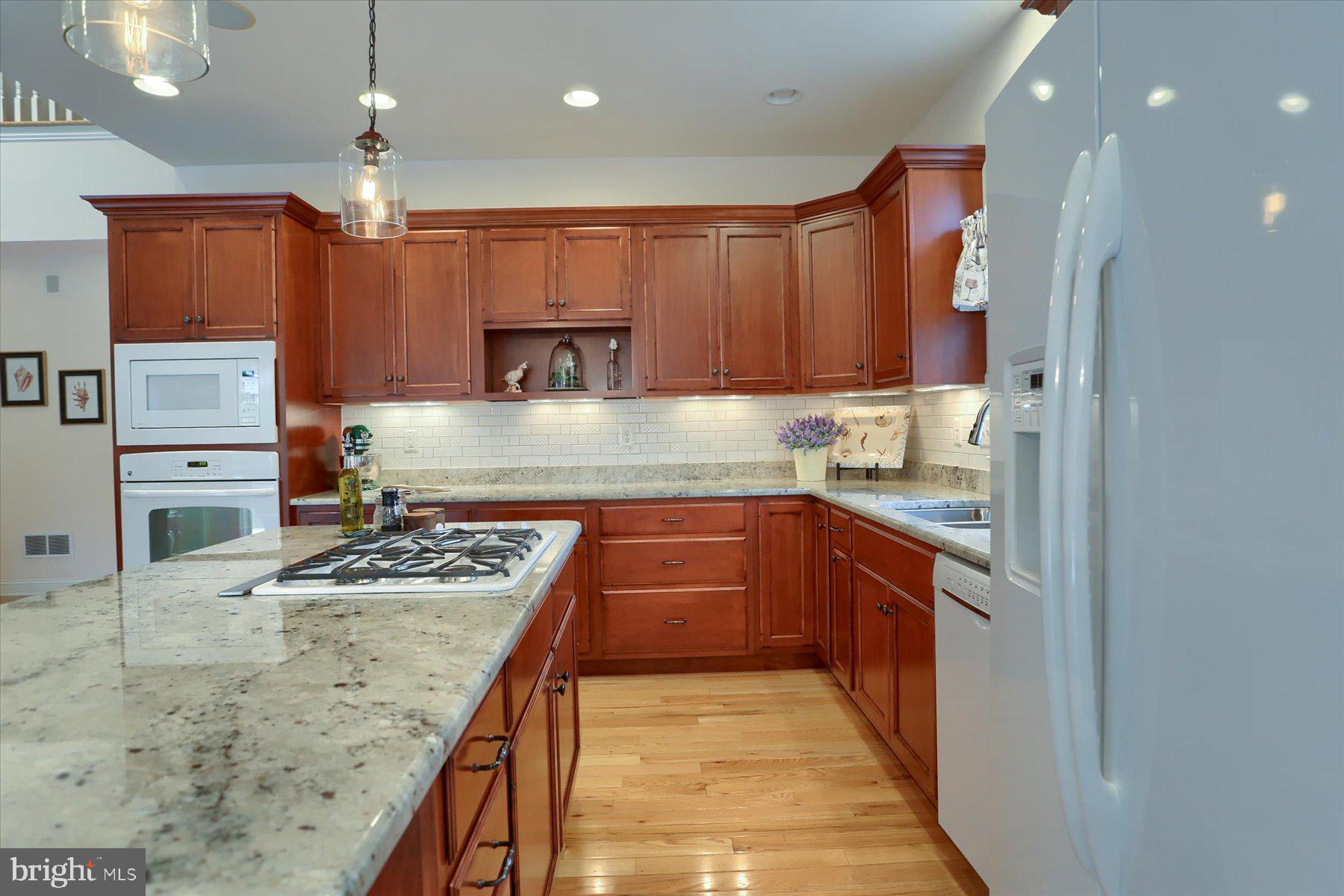 WITNEY RIDGE - Residential