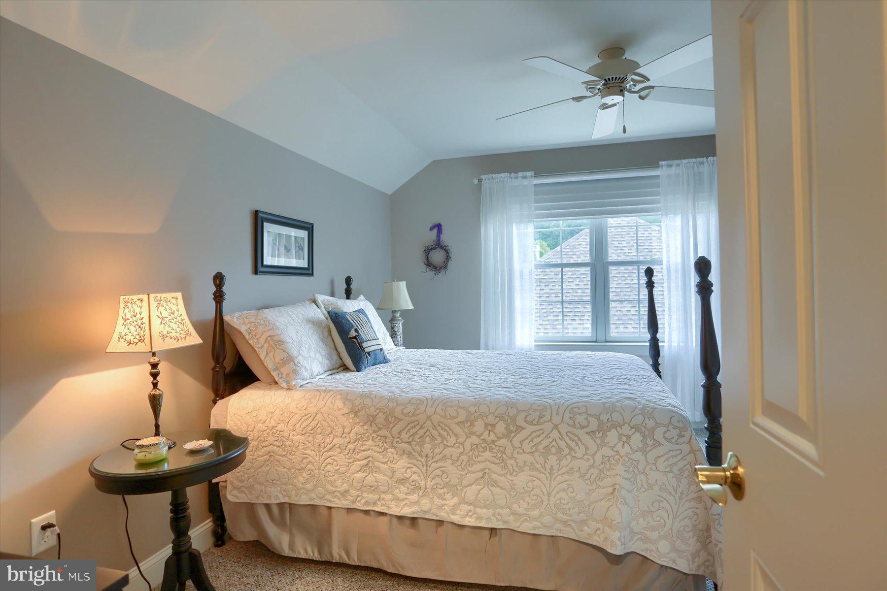 WITNEY RIDGE - Residential