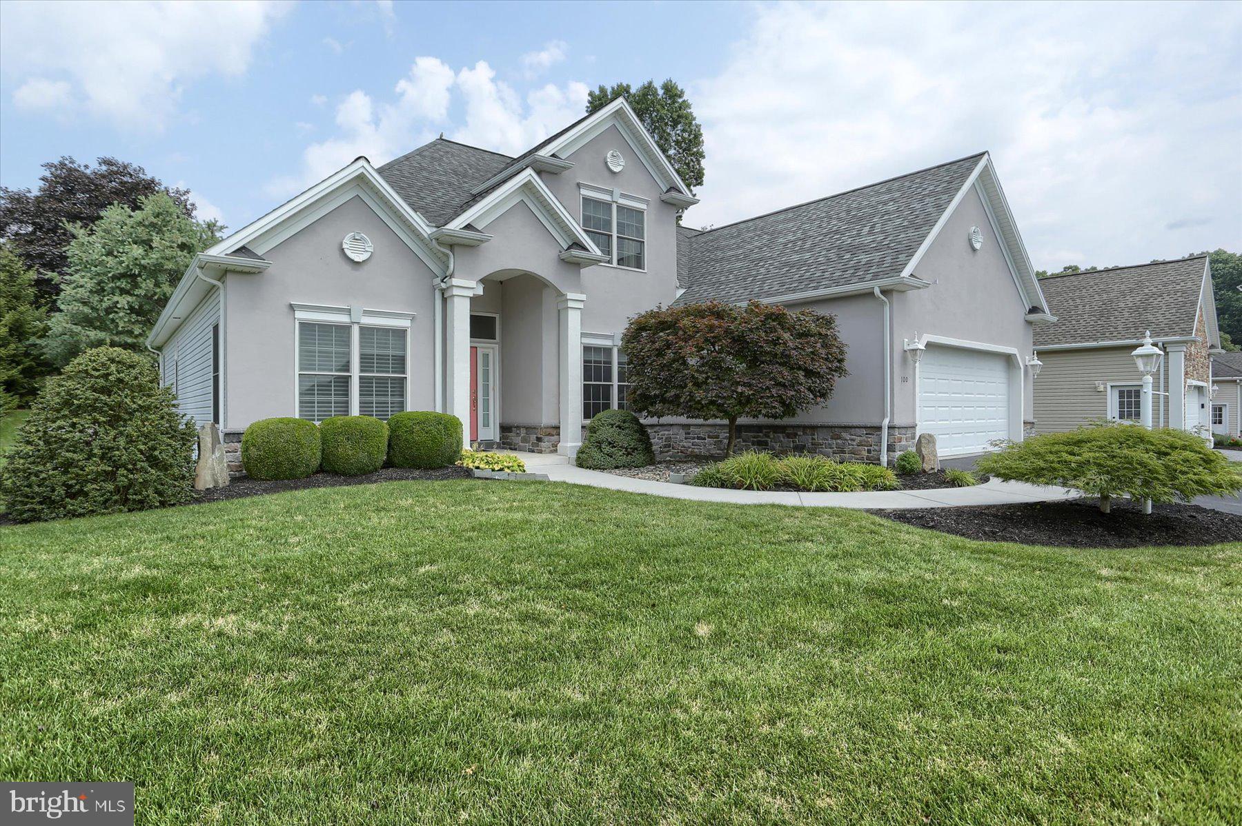 WITNEY RIDGE - Residential