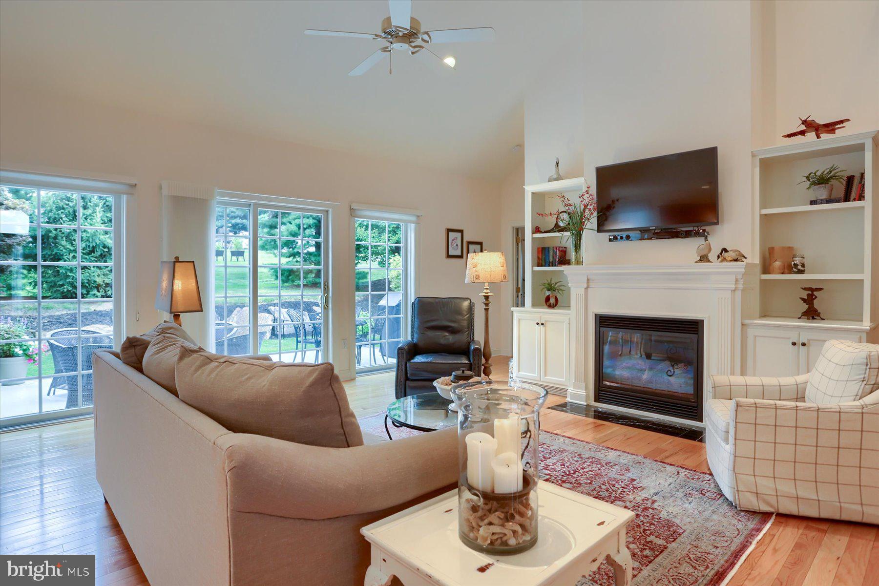 WITNEY RIDGE - Residential