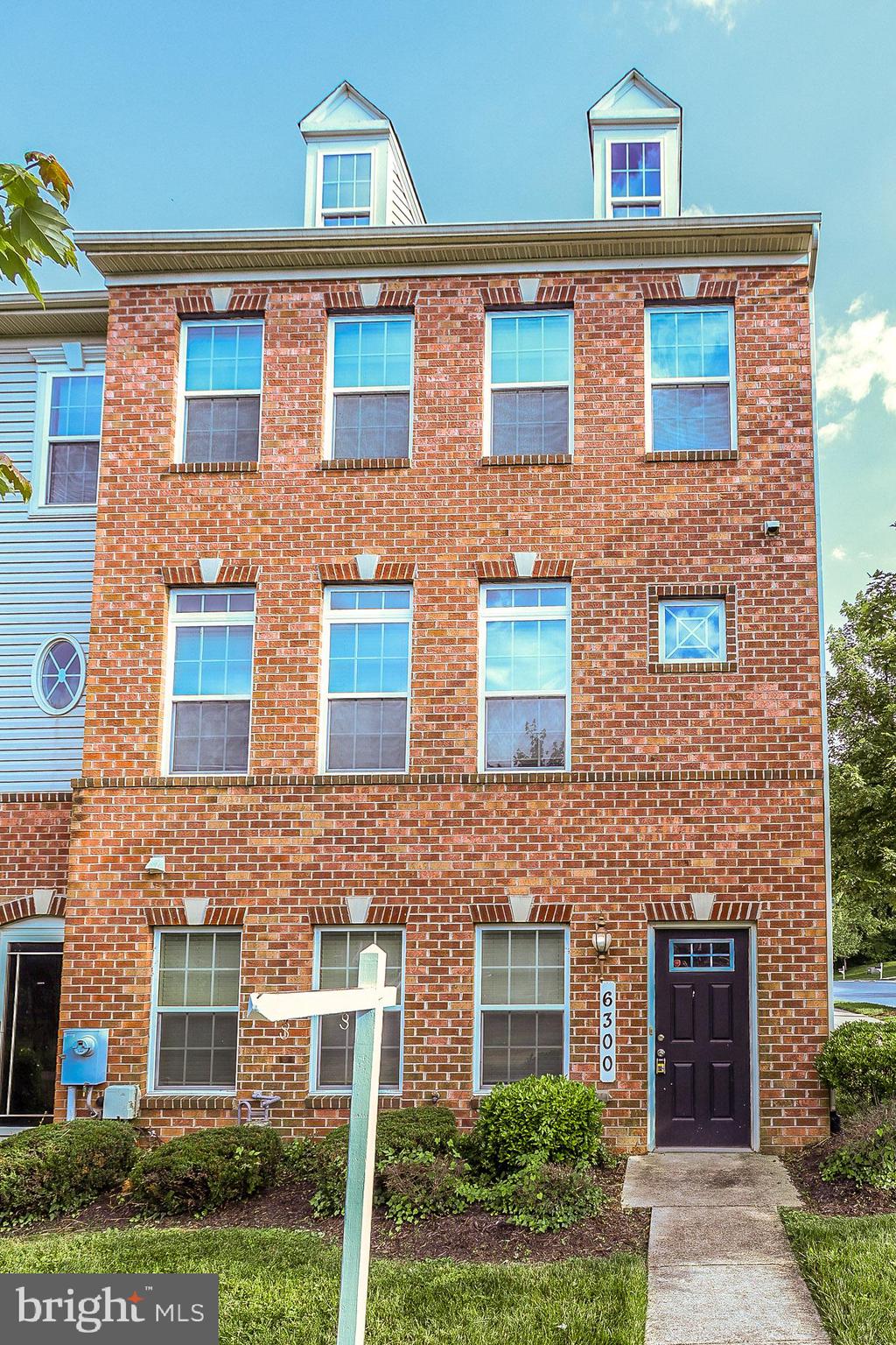 6300 SANTO PLACE