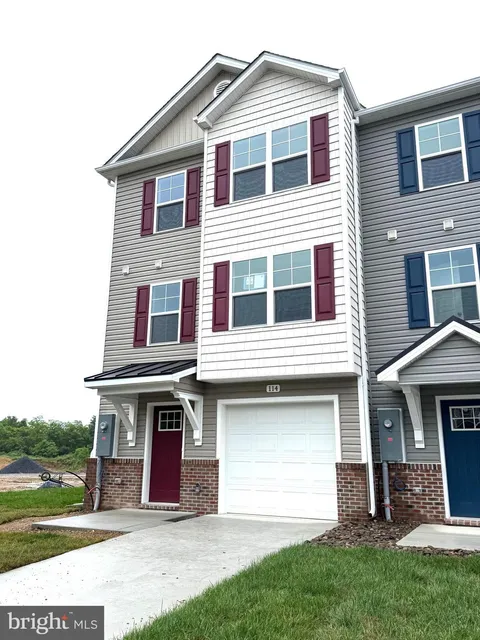 MLS: WVBE2040332