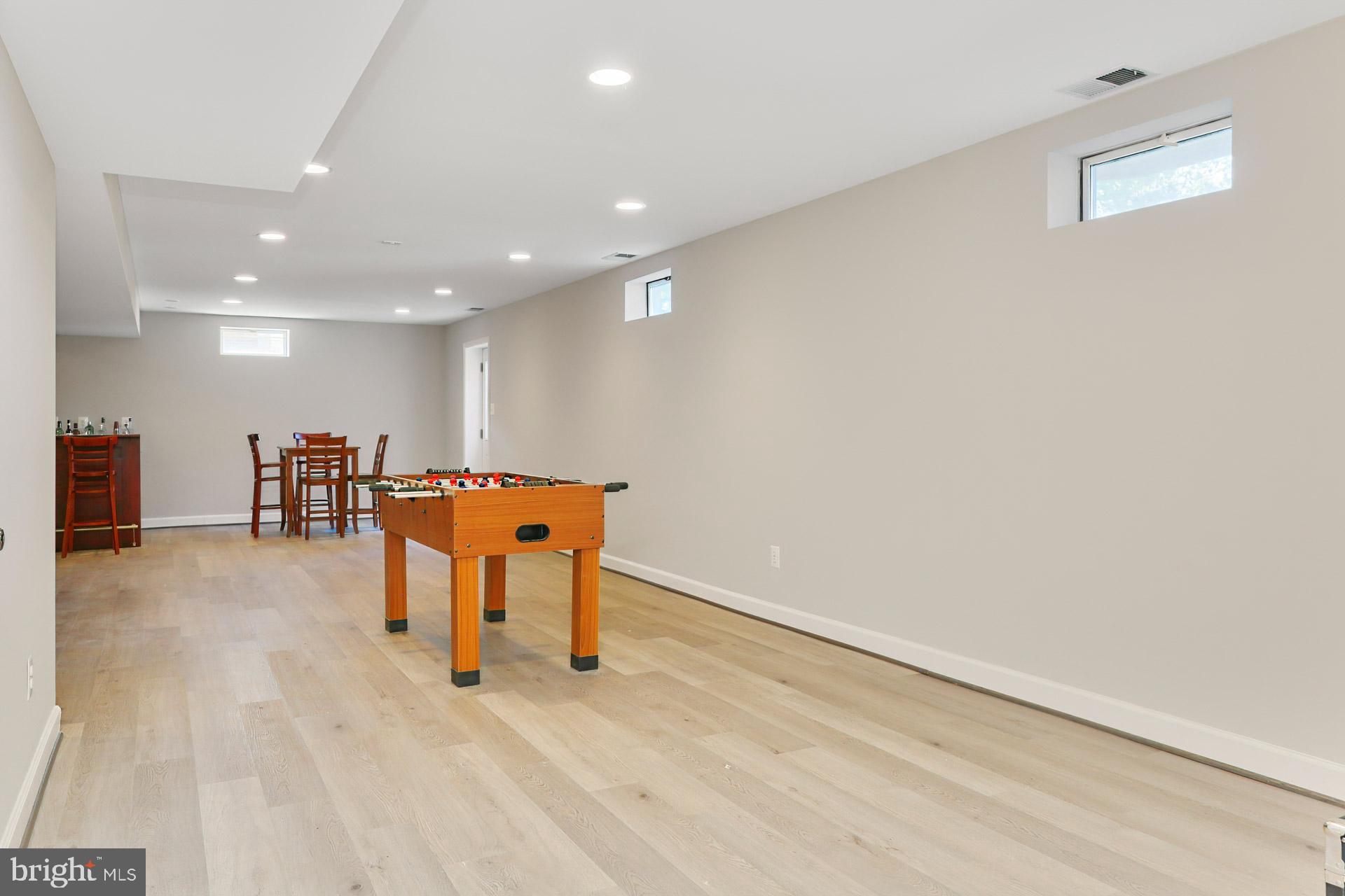 REGENCY - Residential