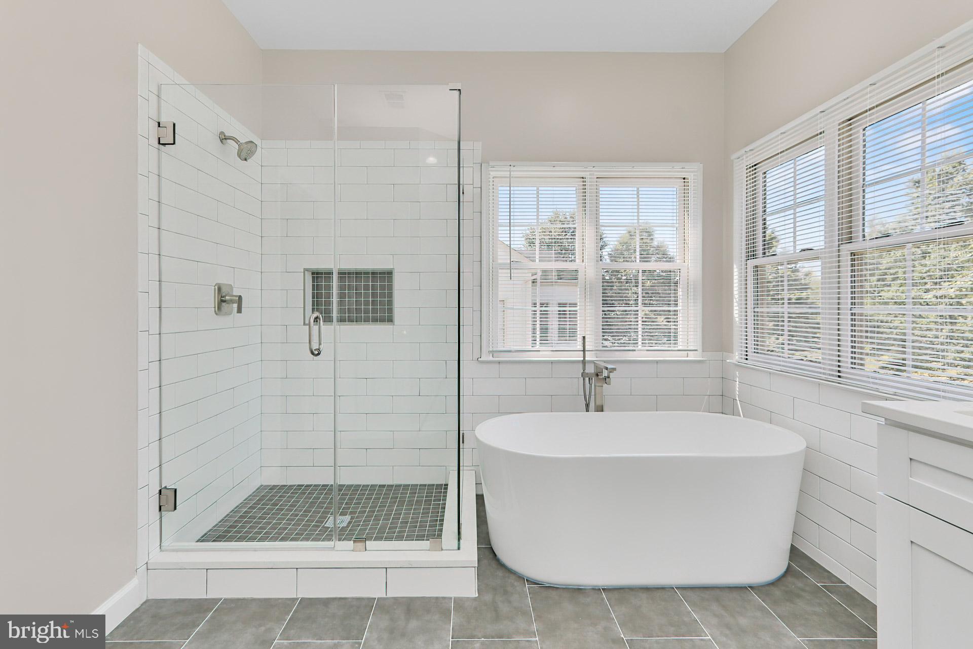 REGENCY - Residential