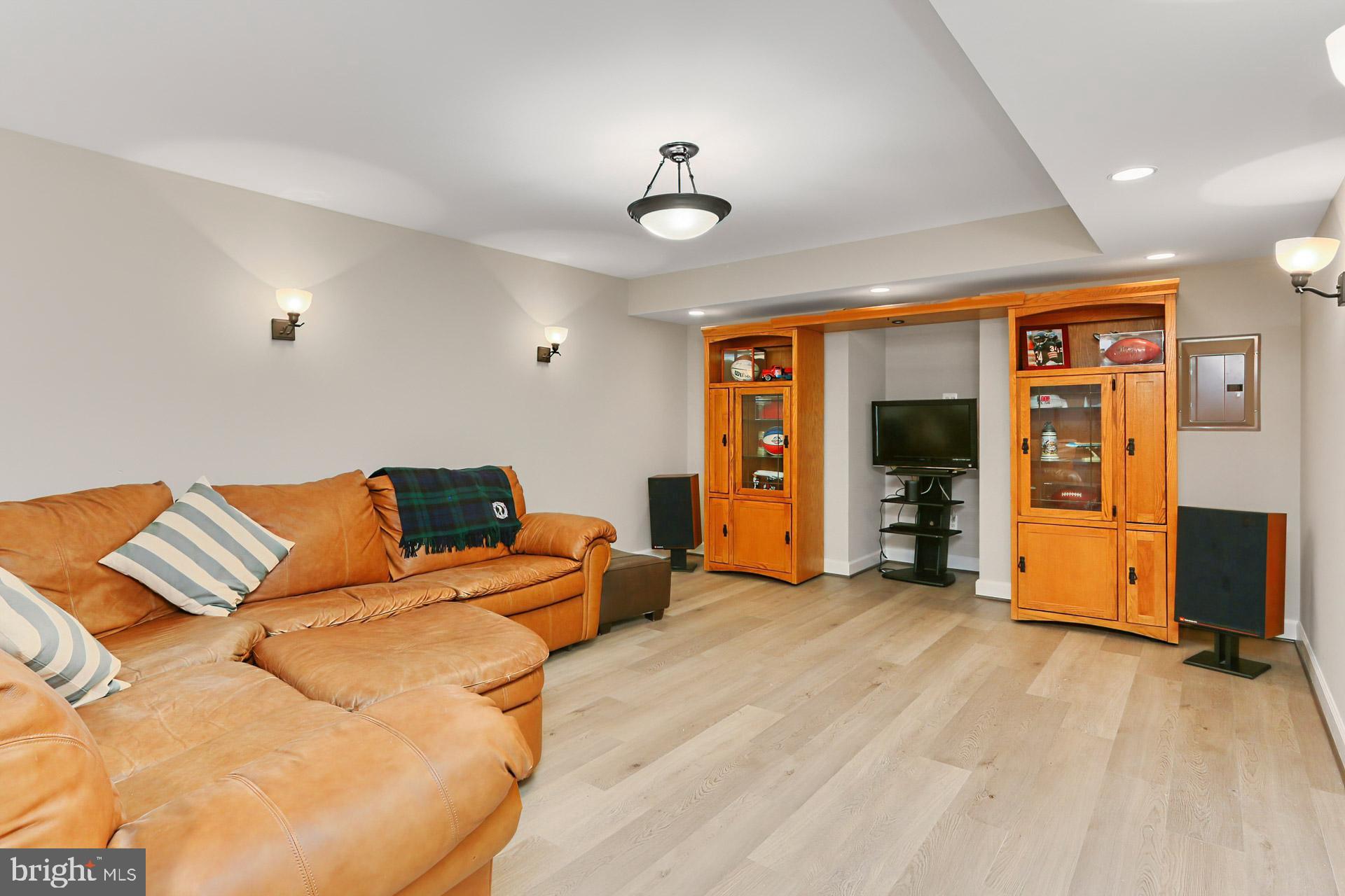 REGENCY - Residential