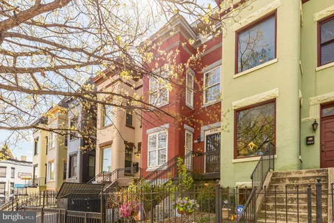 1732 North Capitol Street NW, Washington, DC 20002 - #: DCDC2256806