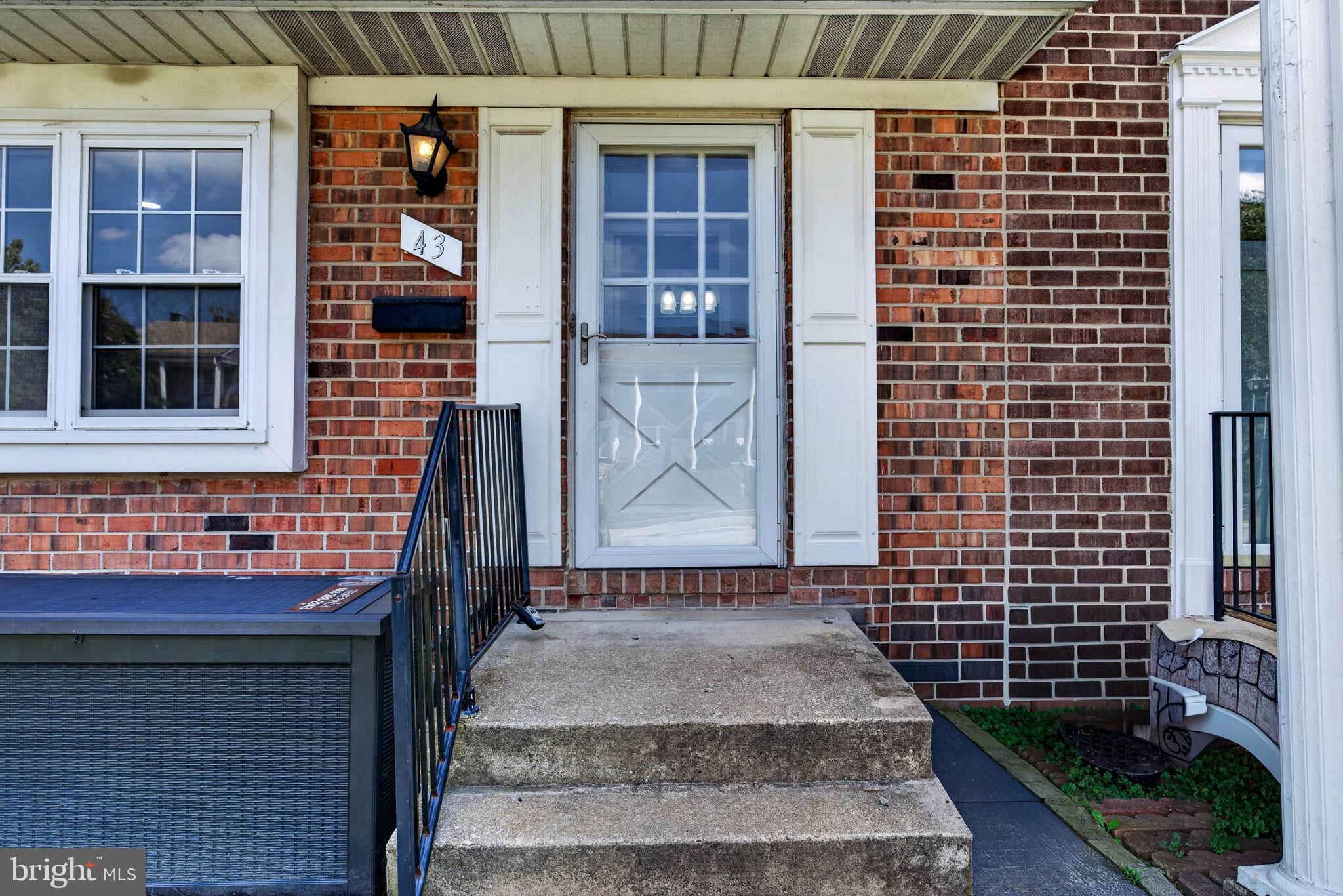 43 ODEON COURT