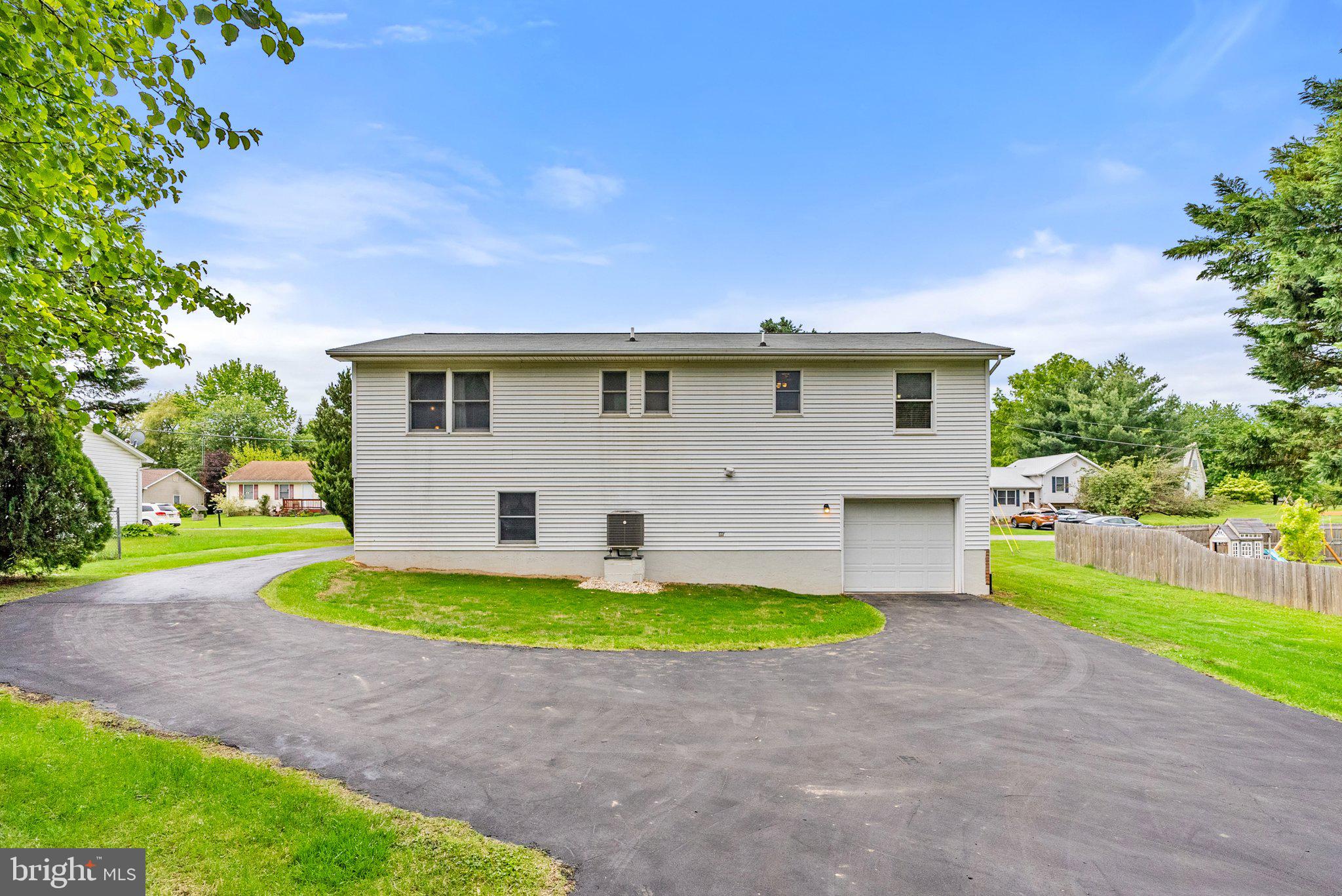 SYLVAN GROVE - Residential